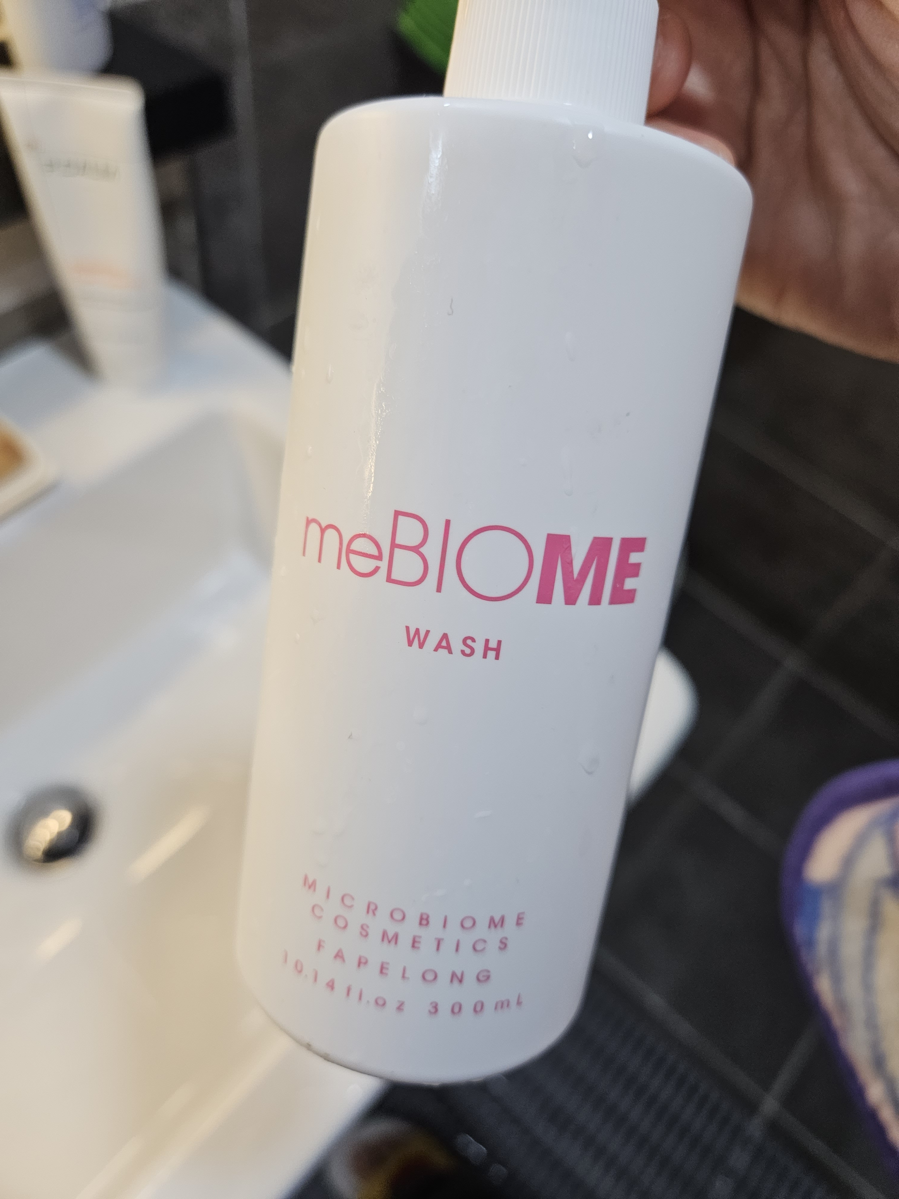 SmartStore review media