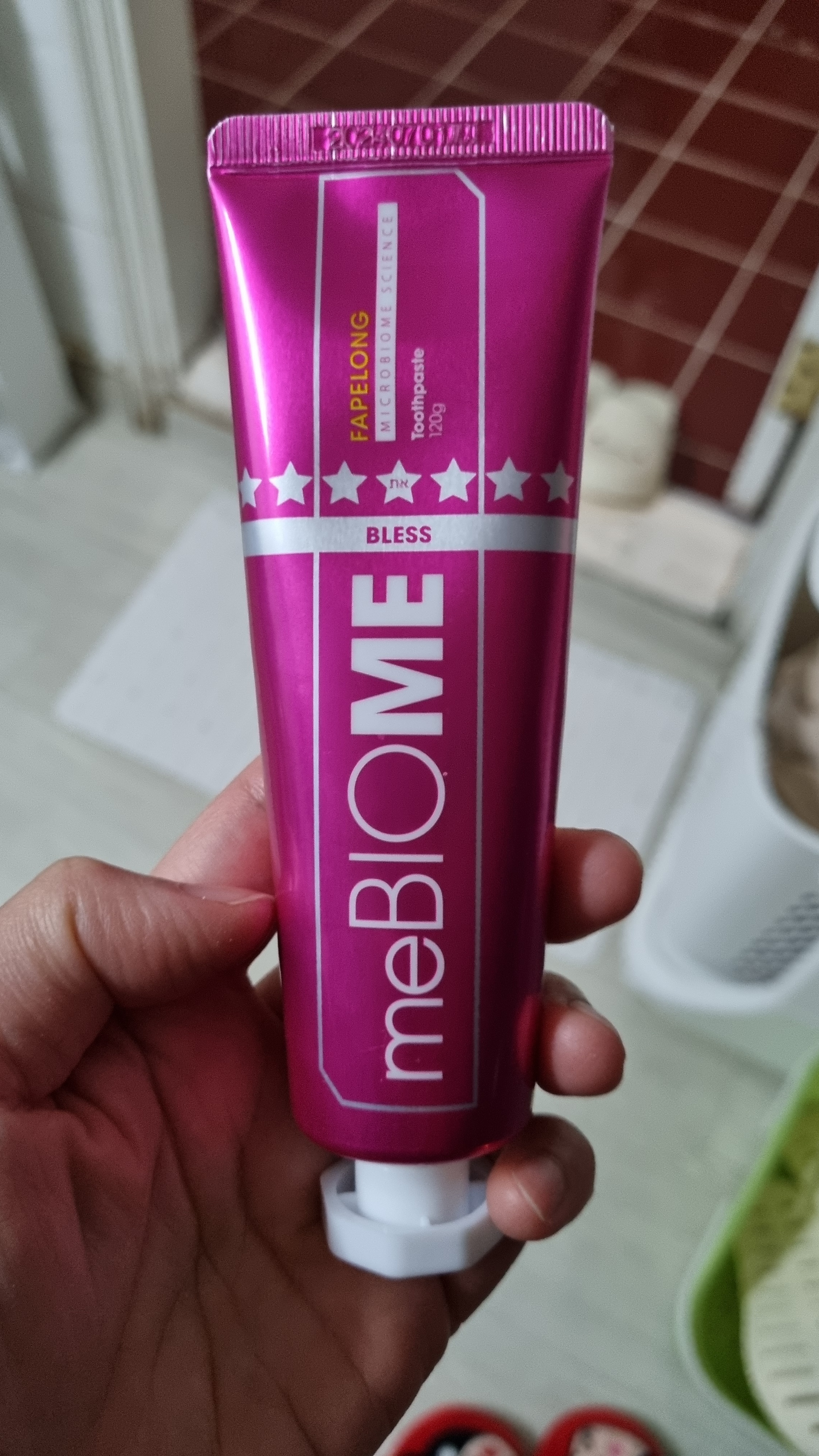 SmartStore review media