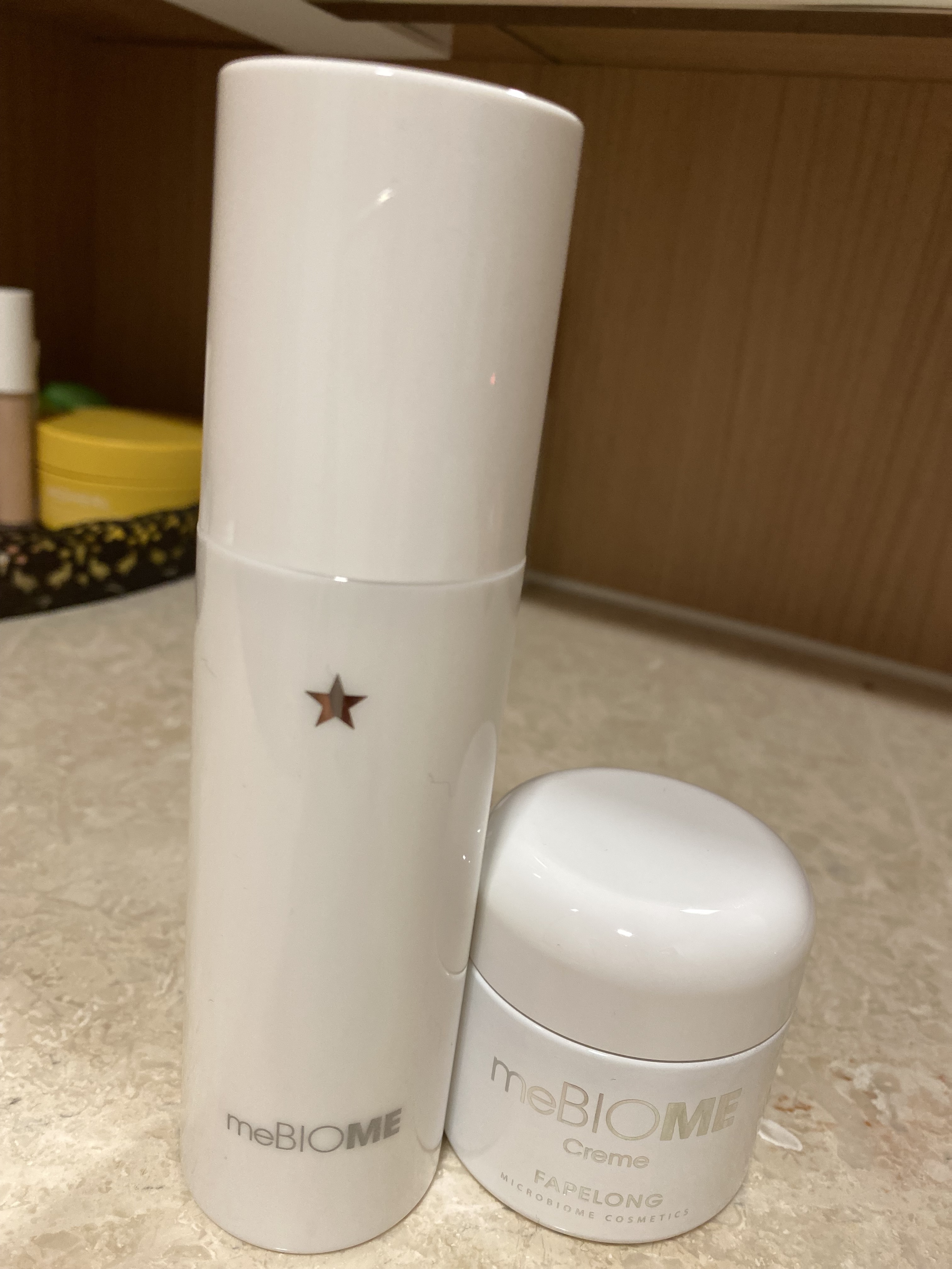 SmartStore review media