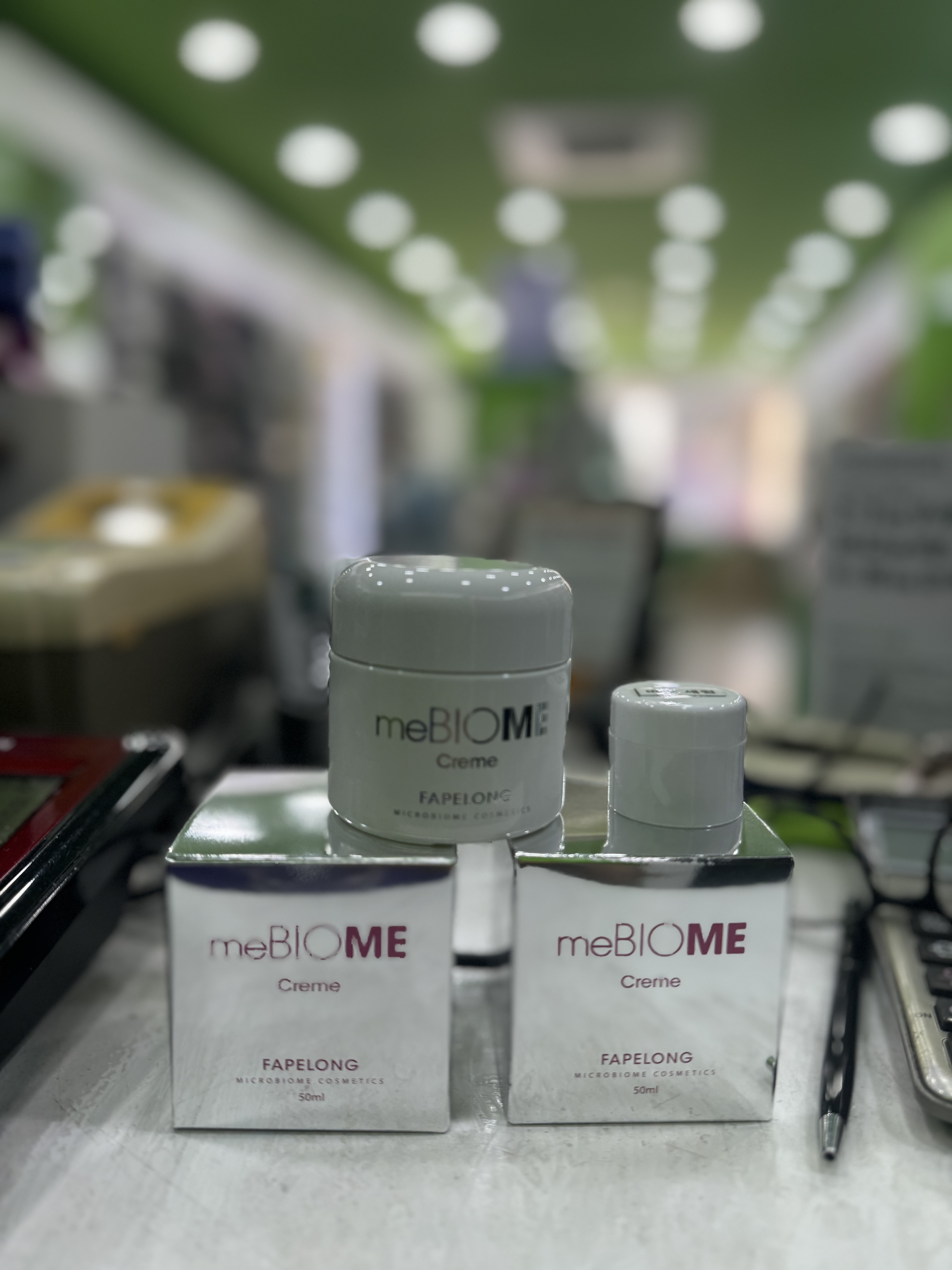 SmartStore review media