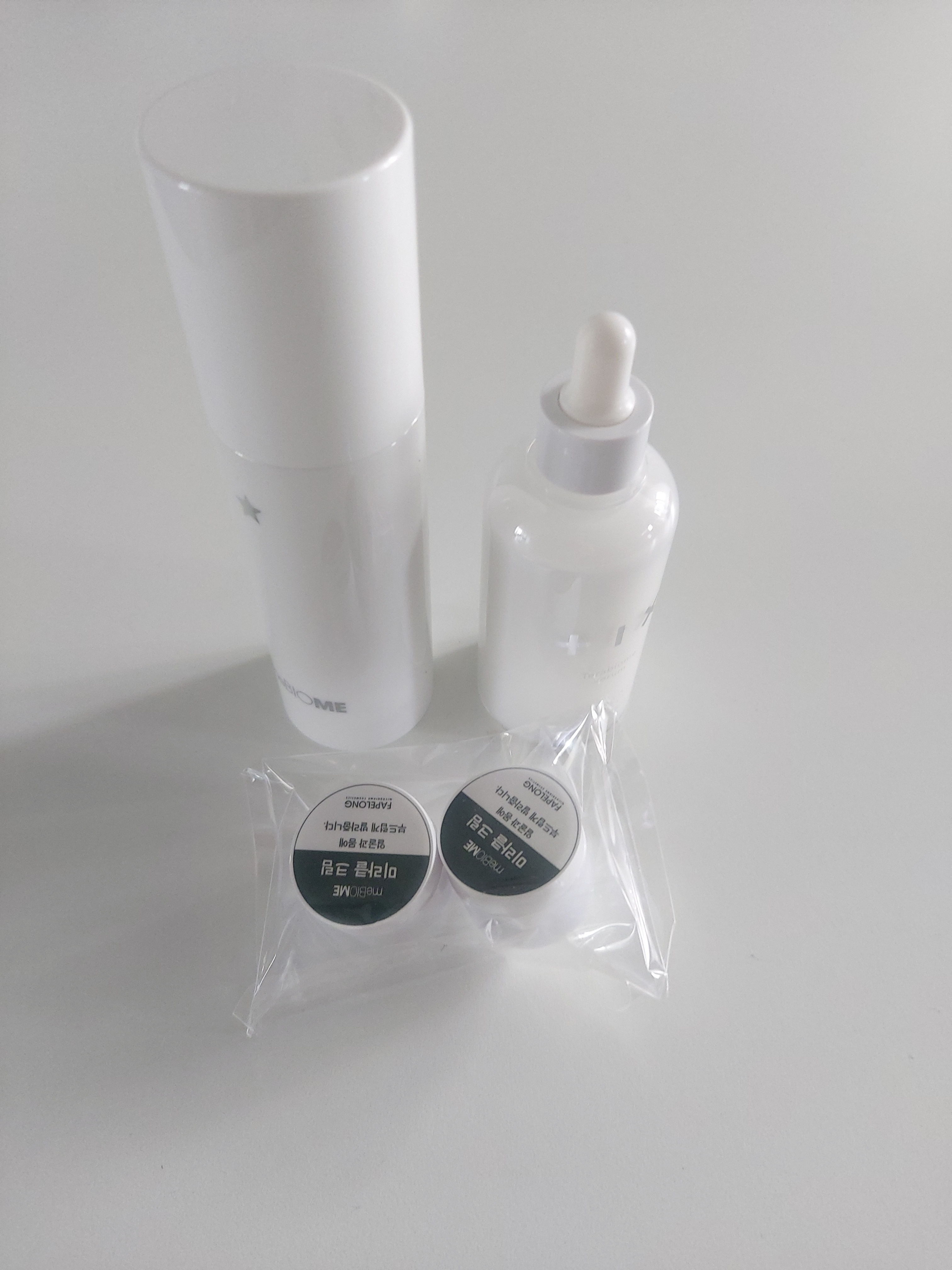 SmartStore review media