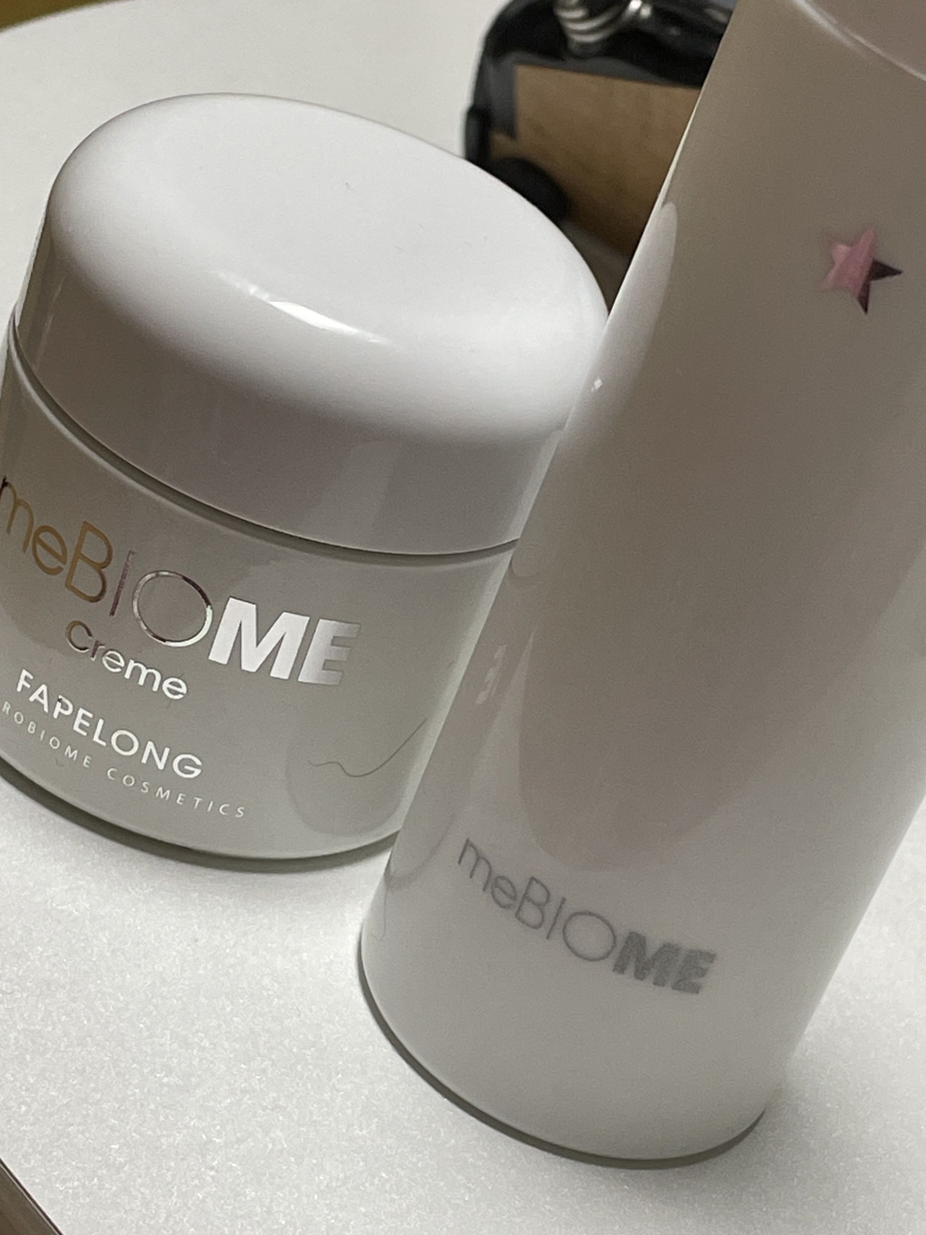 SmartStore review media