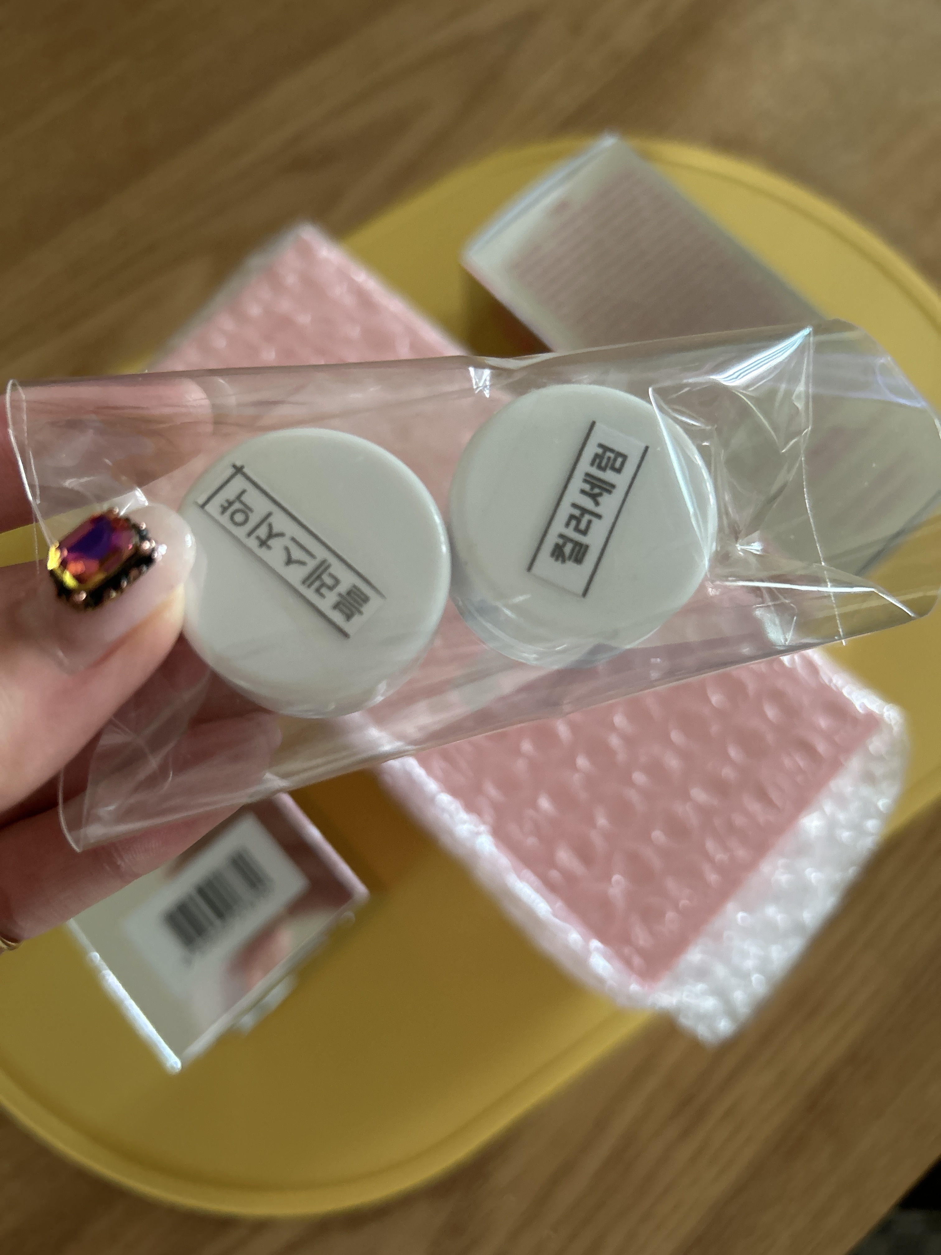 SmartStore review media