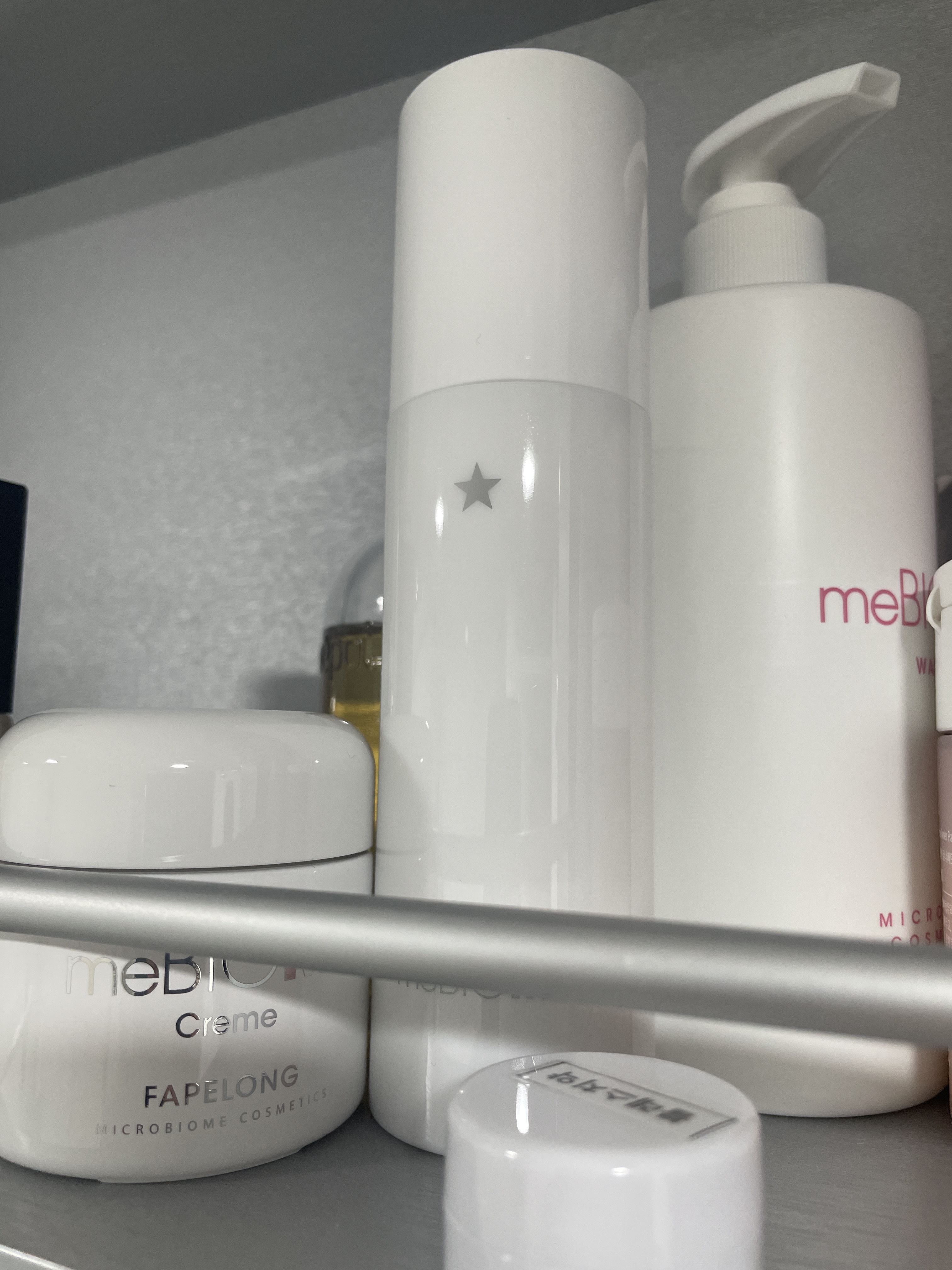 SmartStore review media