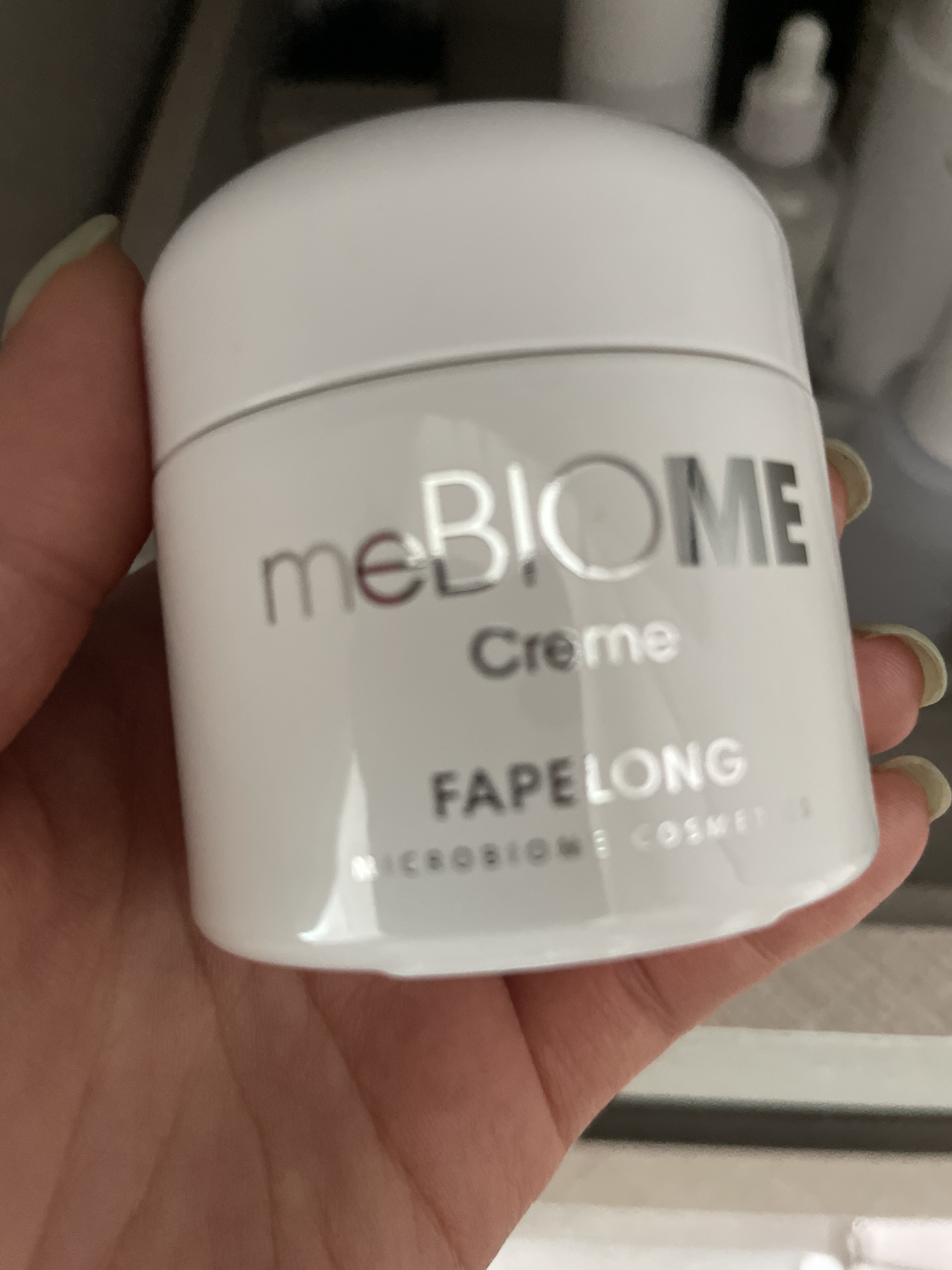SmartStore review media