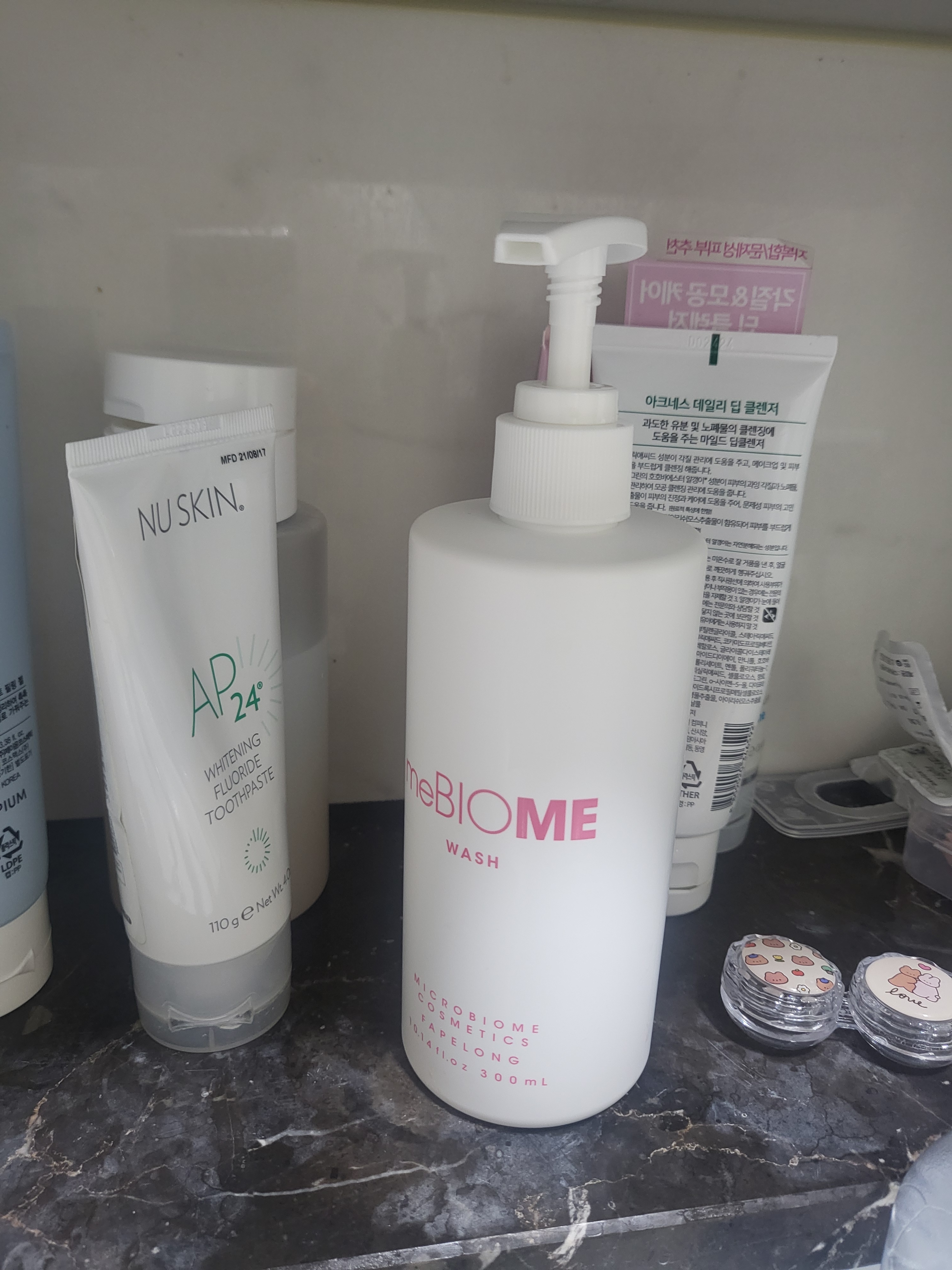 SmartStore review media