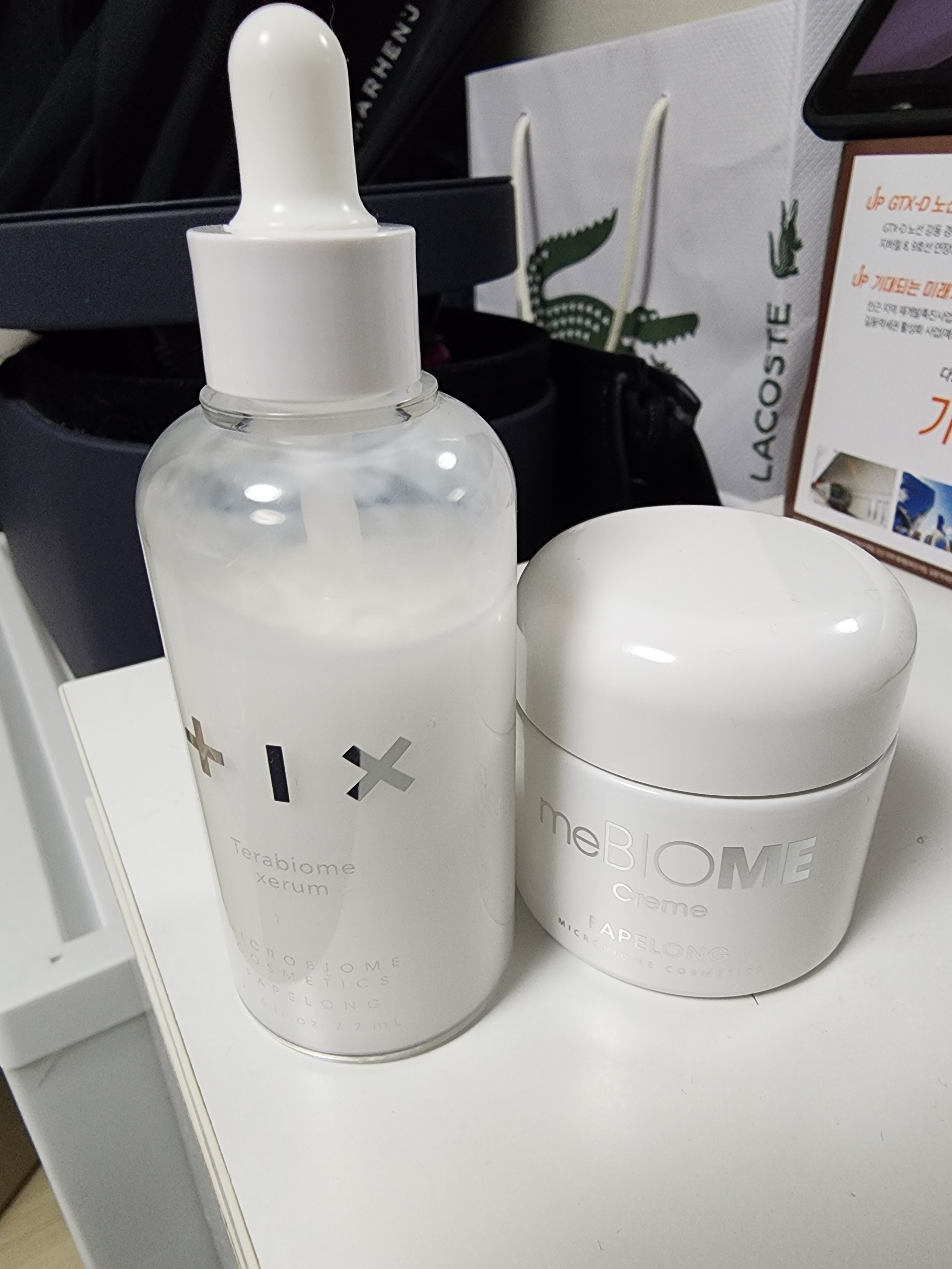 SmartStore review media