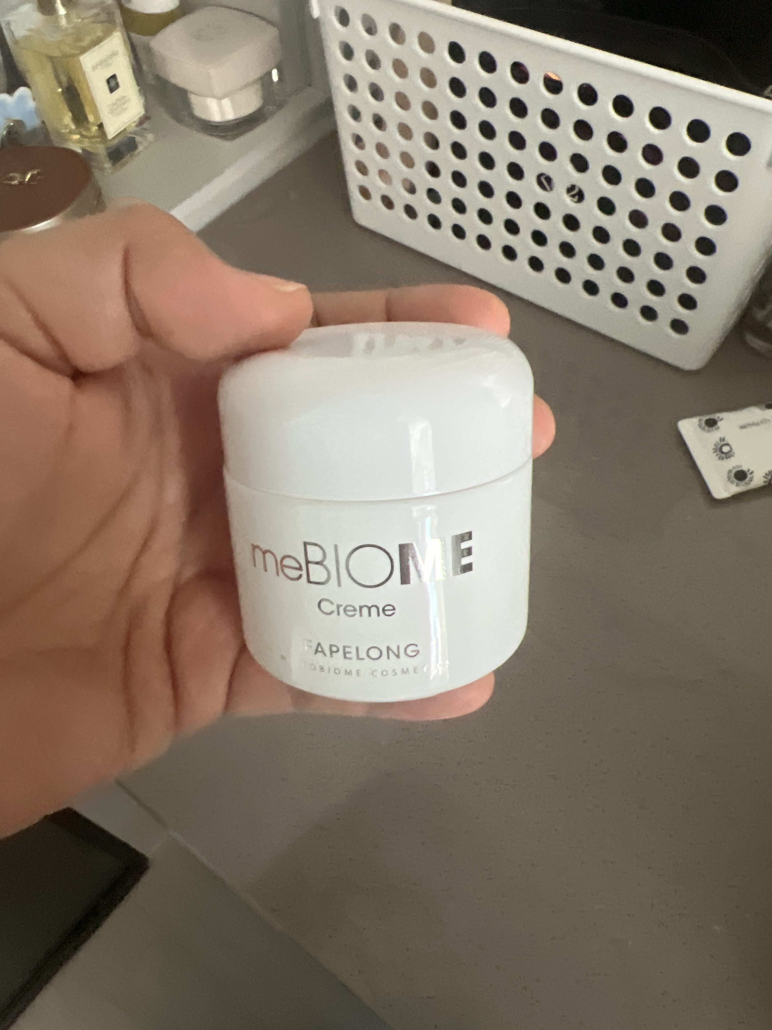 SmartStore review media