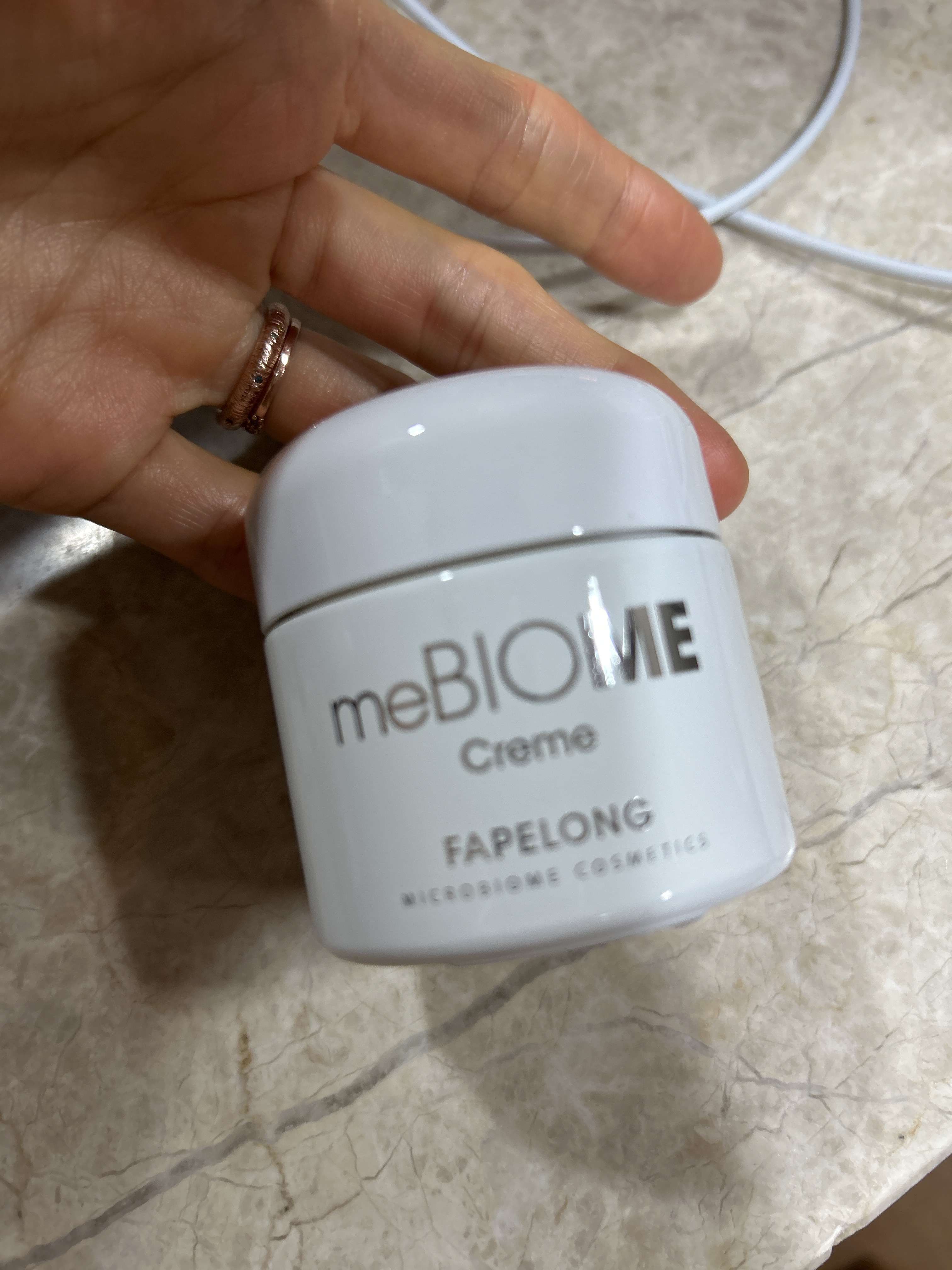 SmartStore review media
