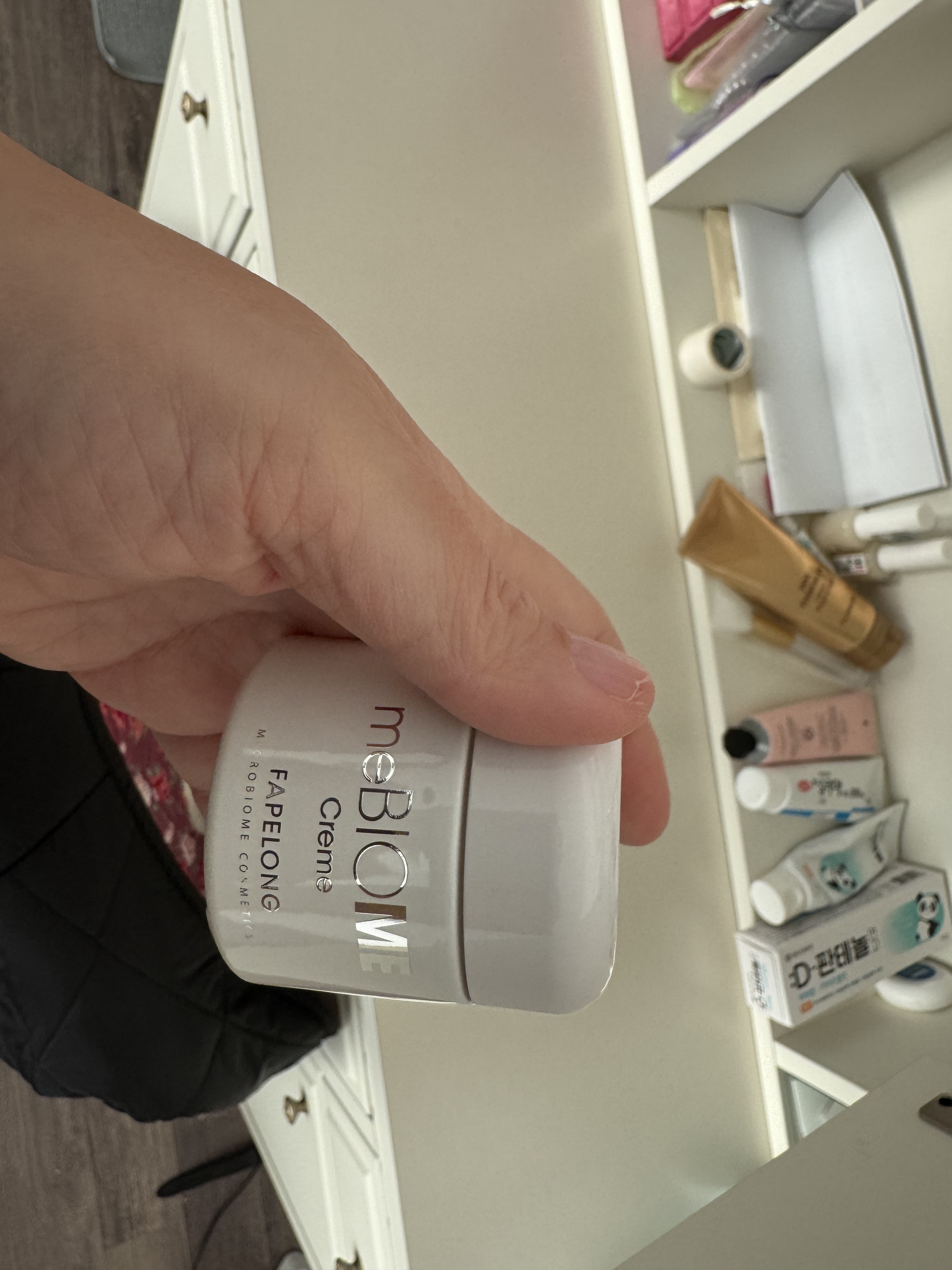 SmartStore review media