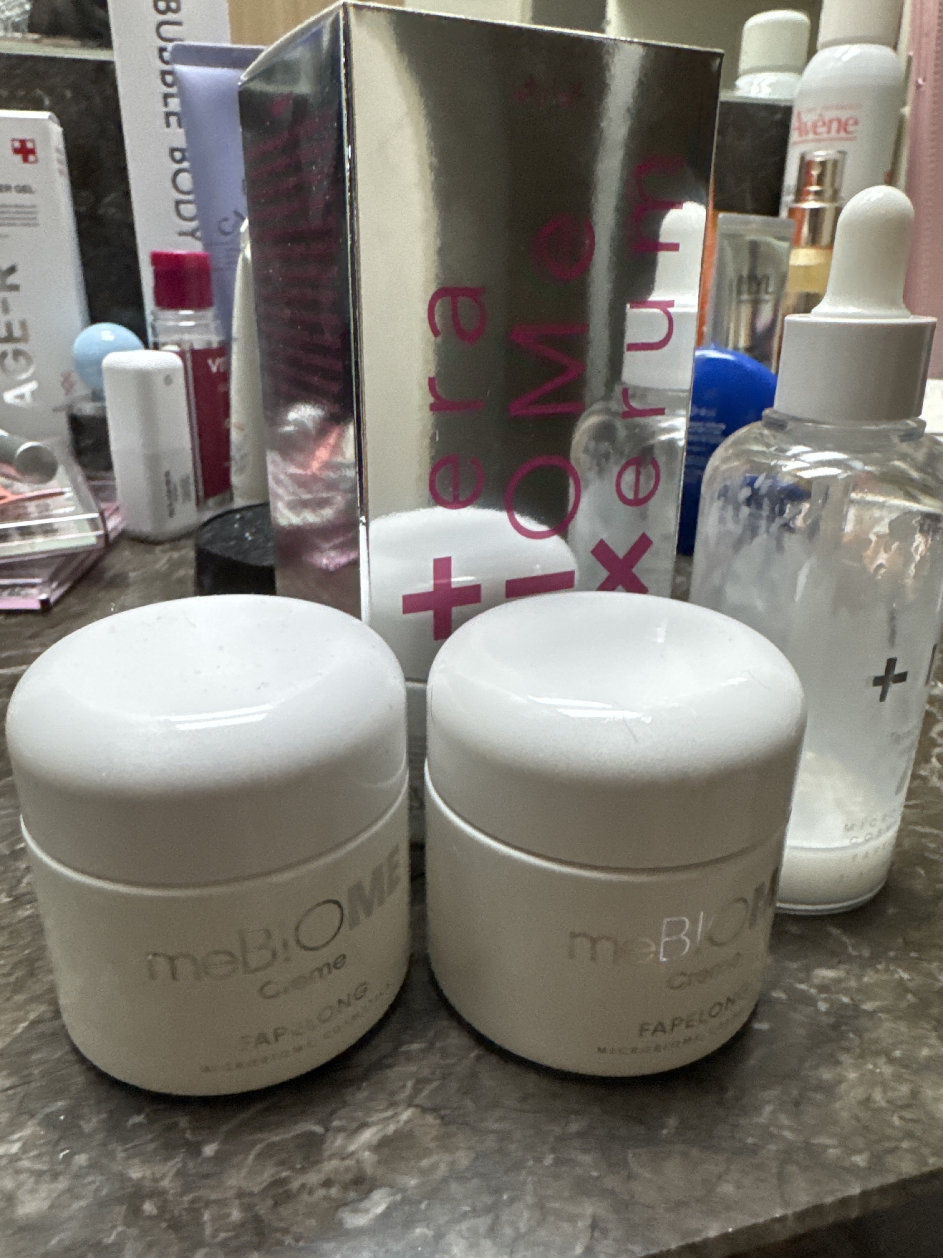 SmartStore review media