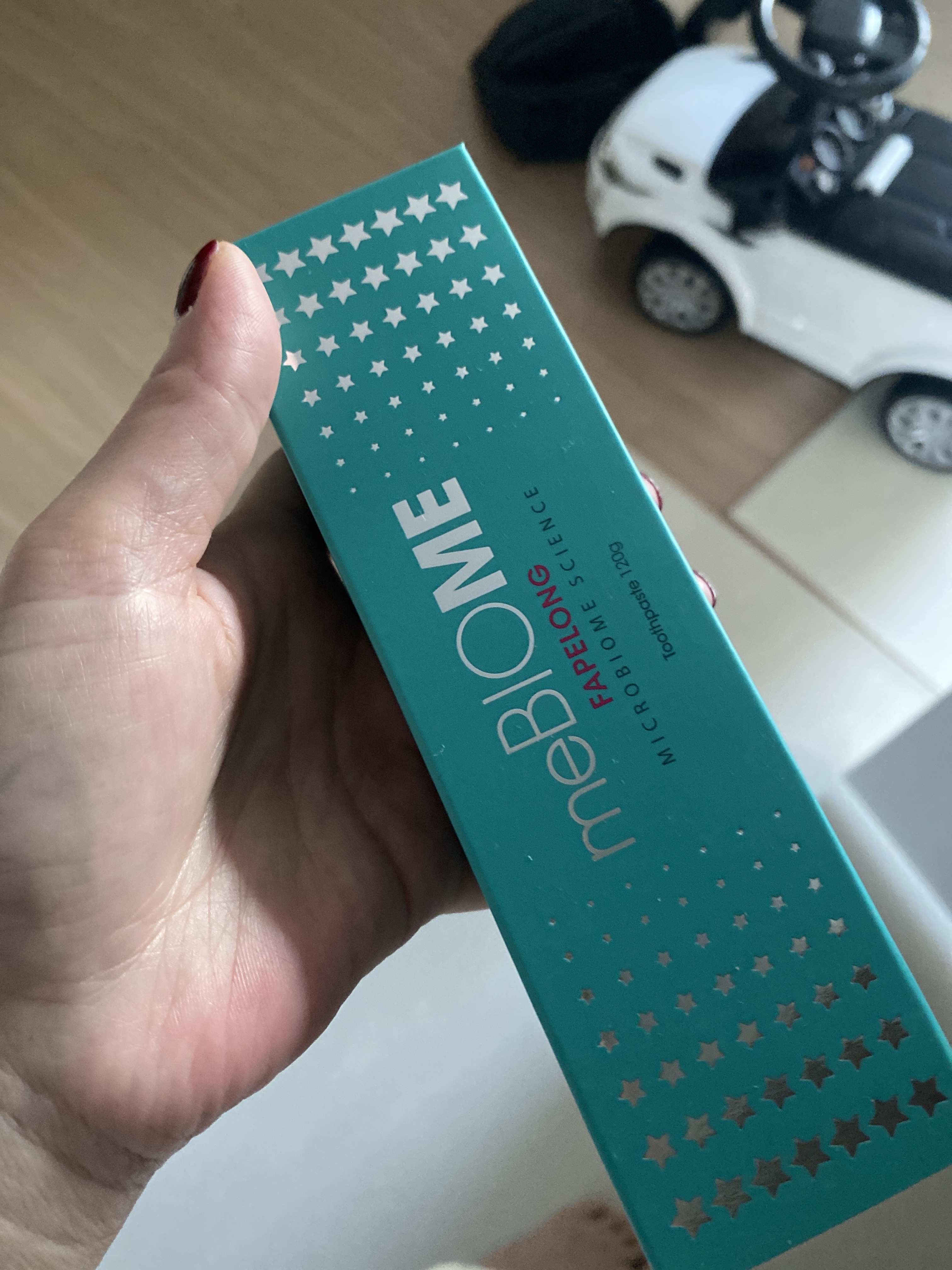 SmartStore review media