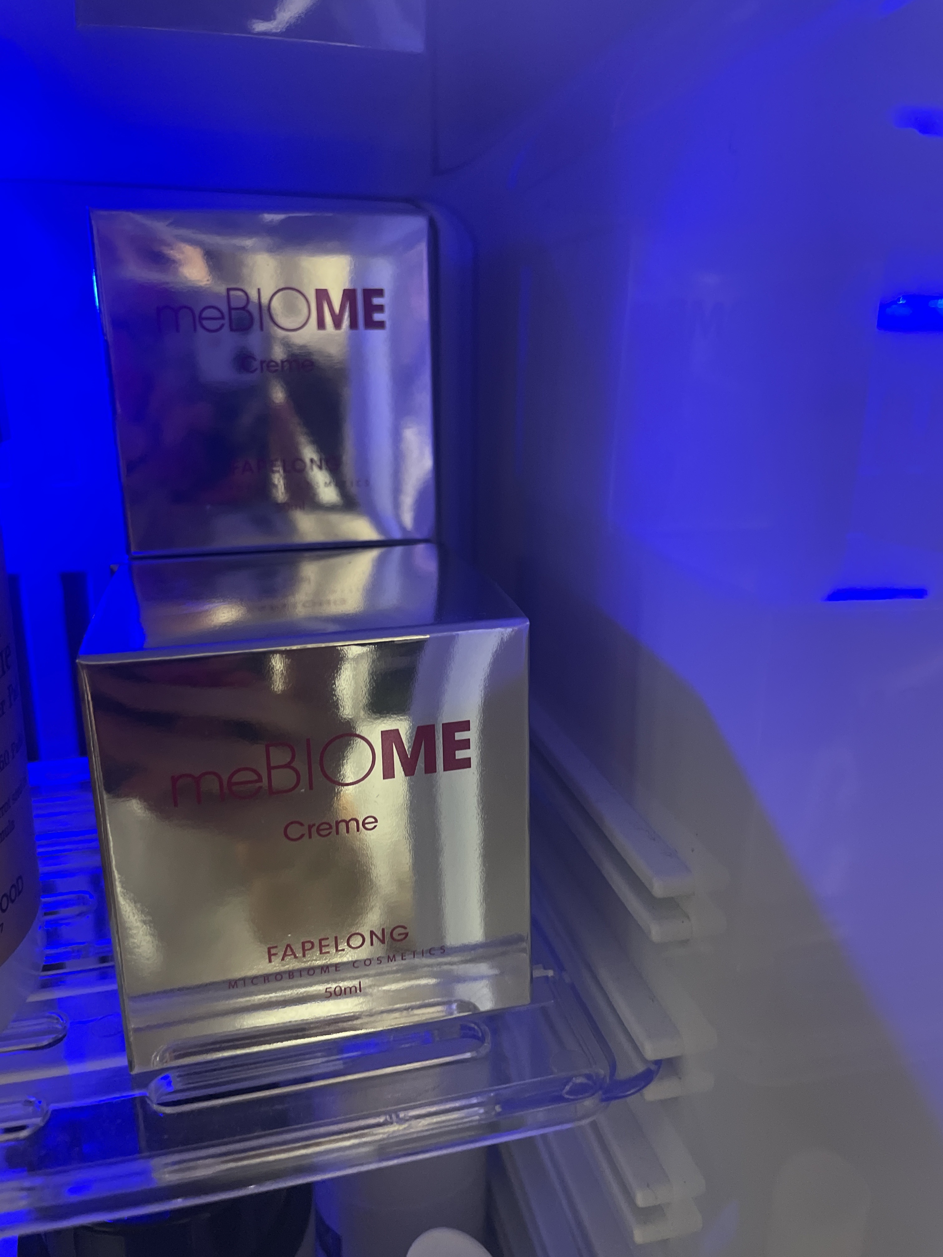 SmartStore review media