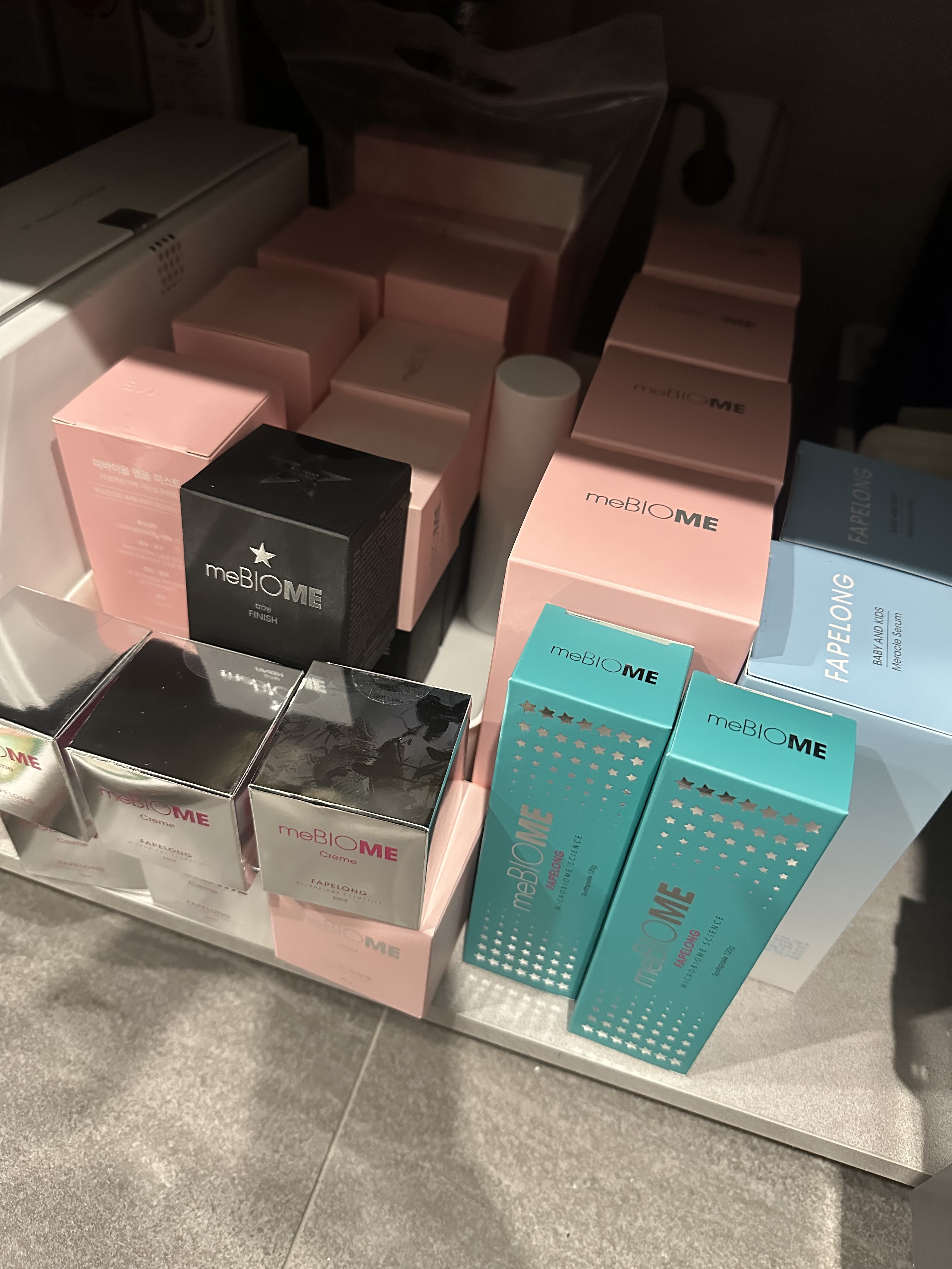 SmartStore review media