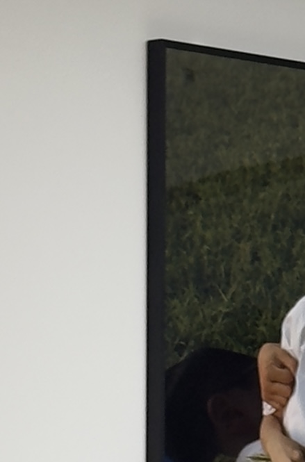 Review Museum Background