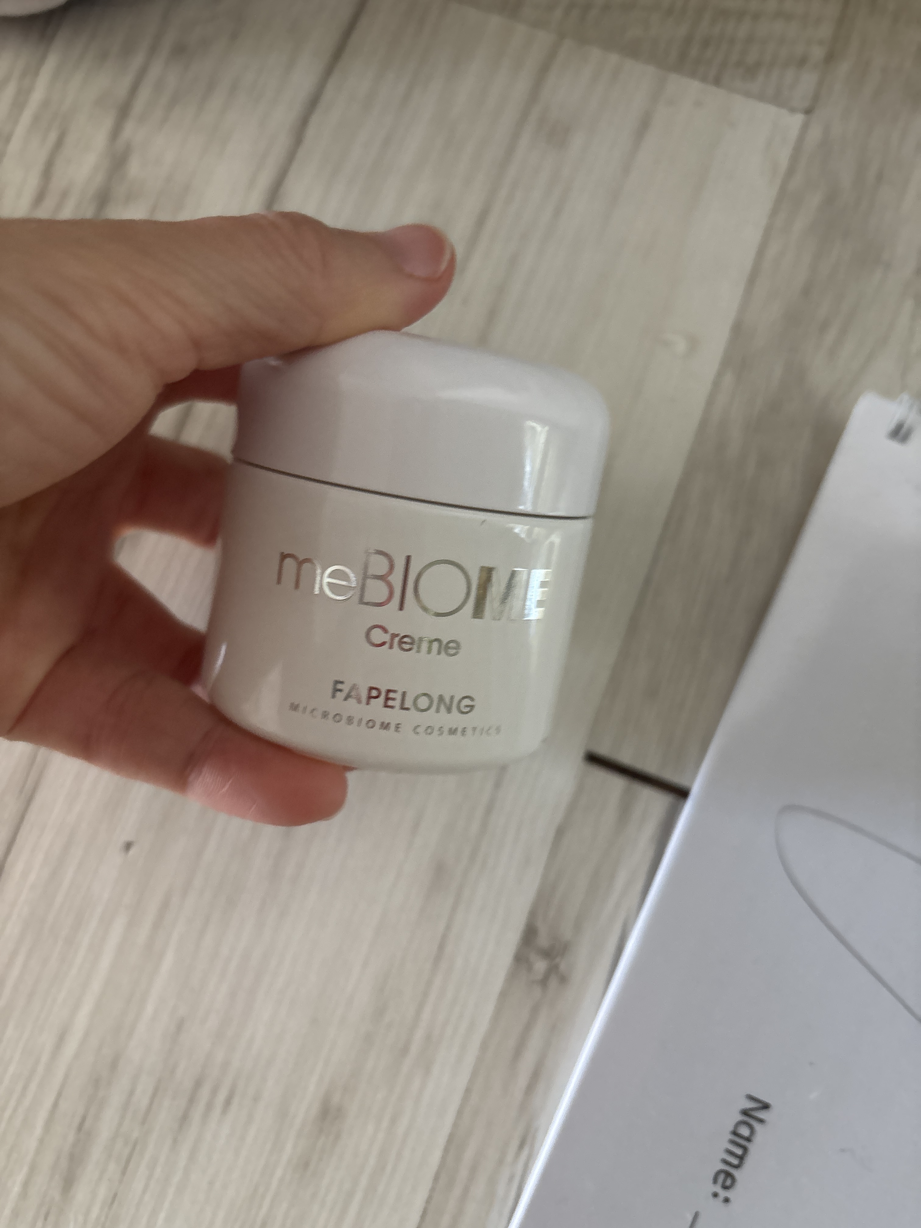 SmartStore review media