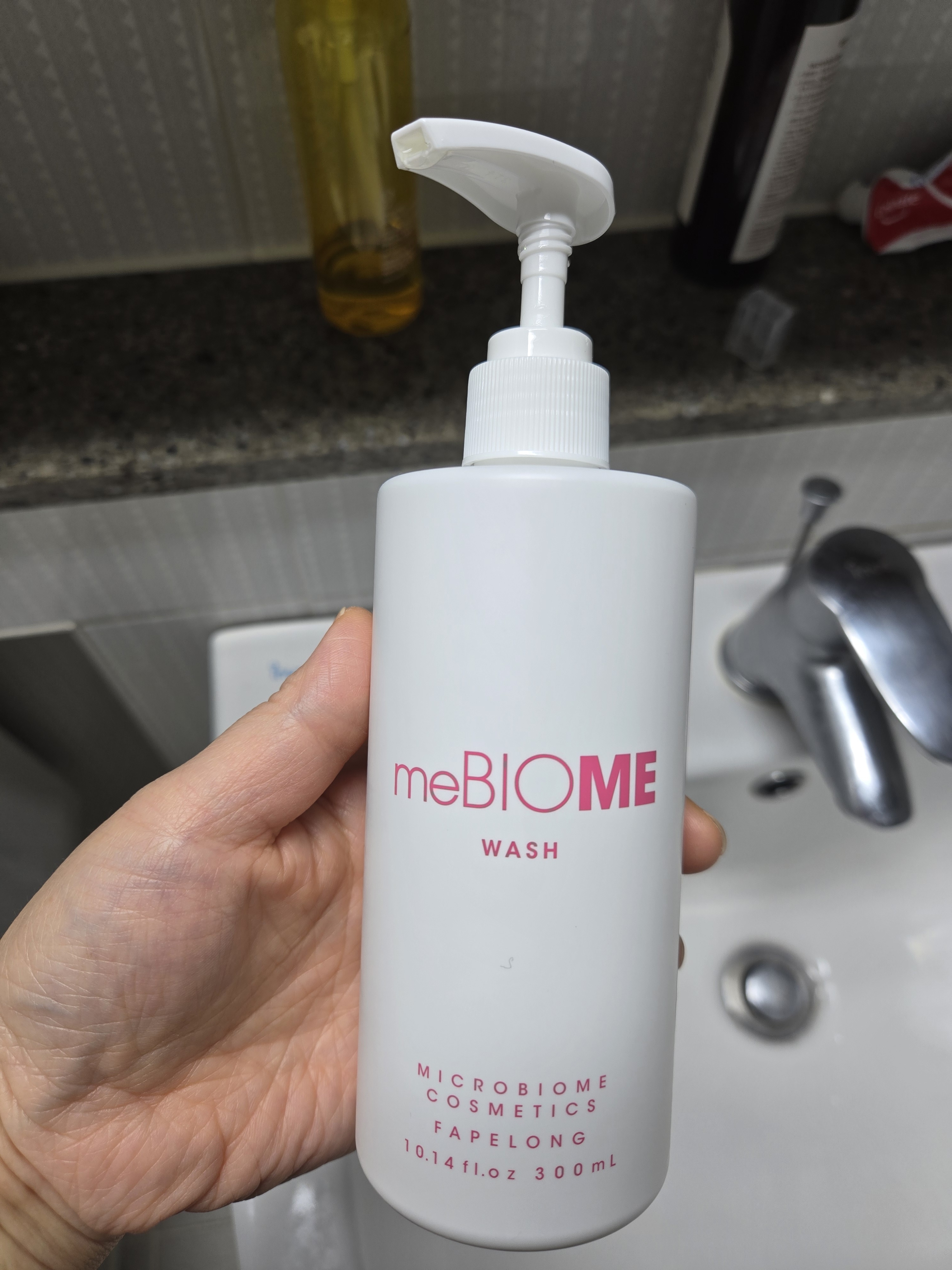 SmartStore review media