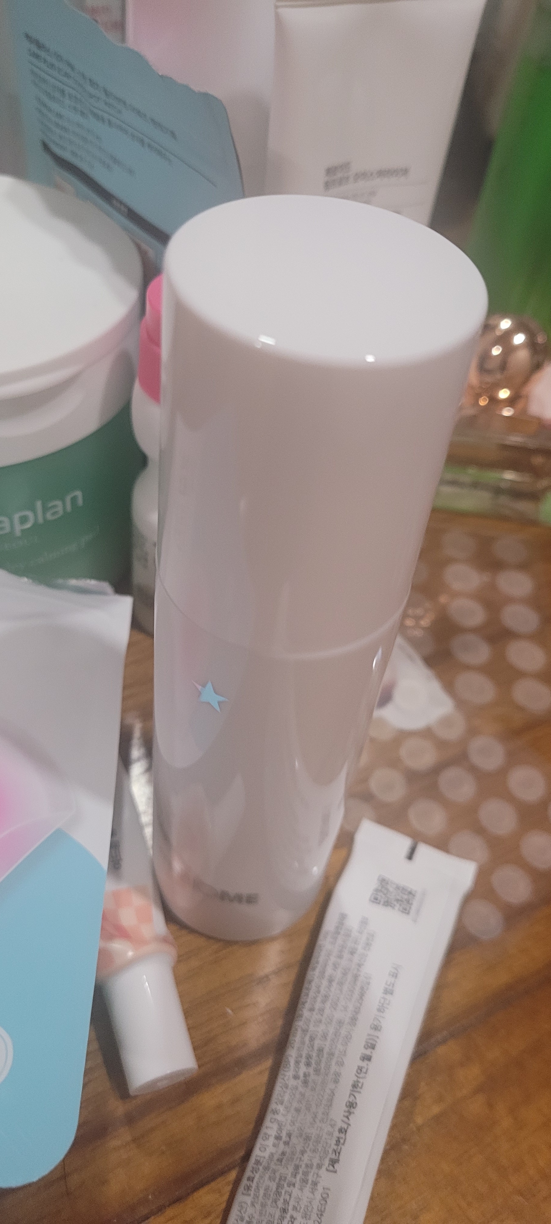SmartStore review media