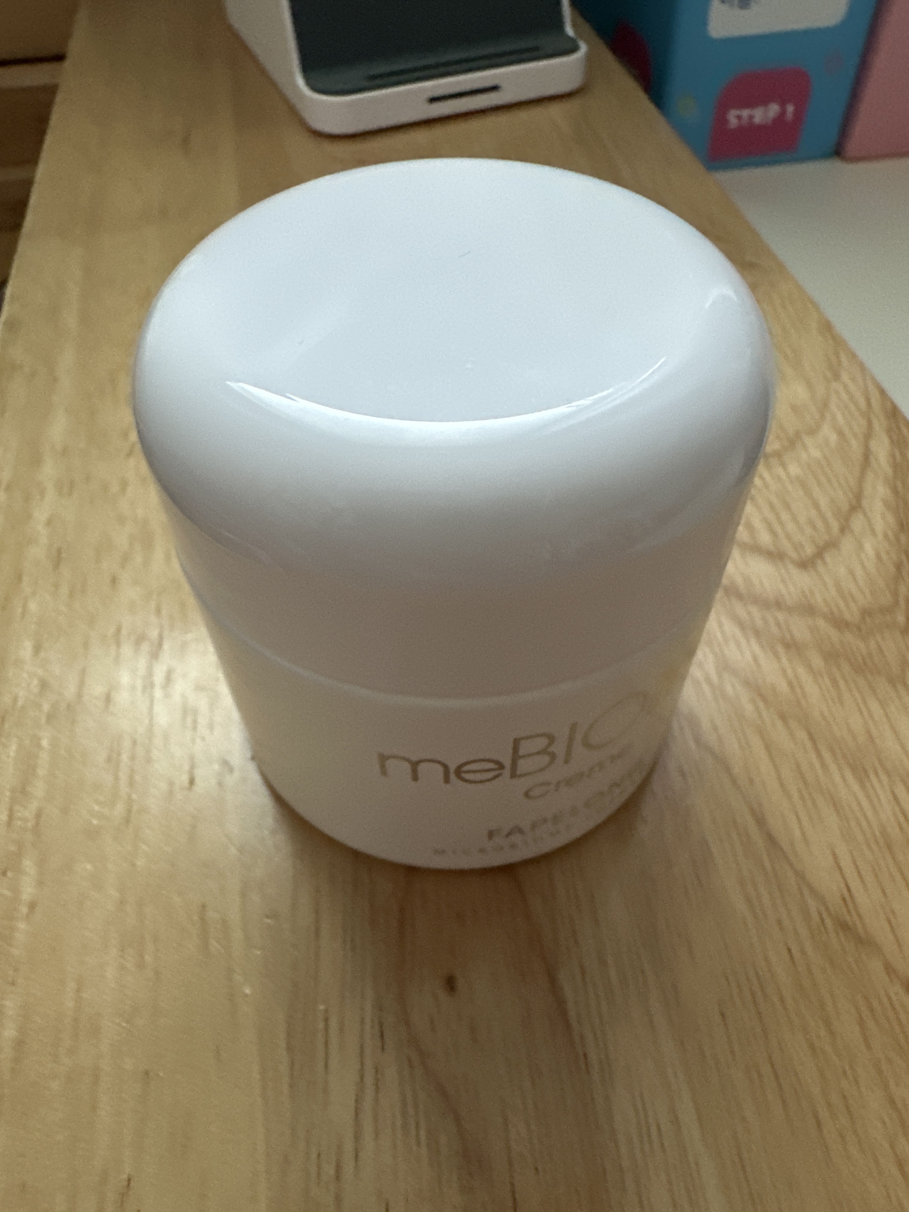 SmartStore review media