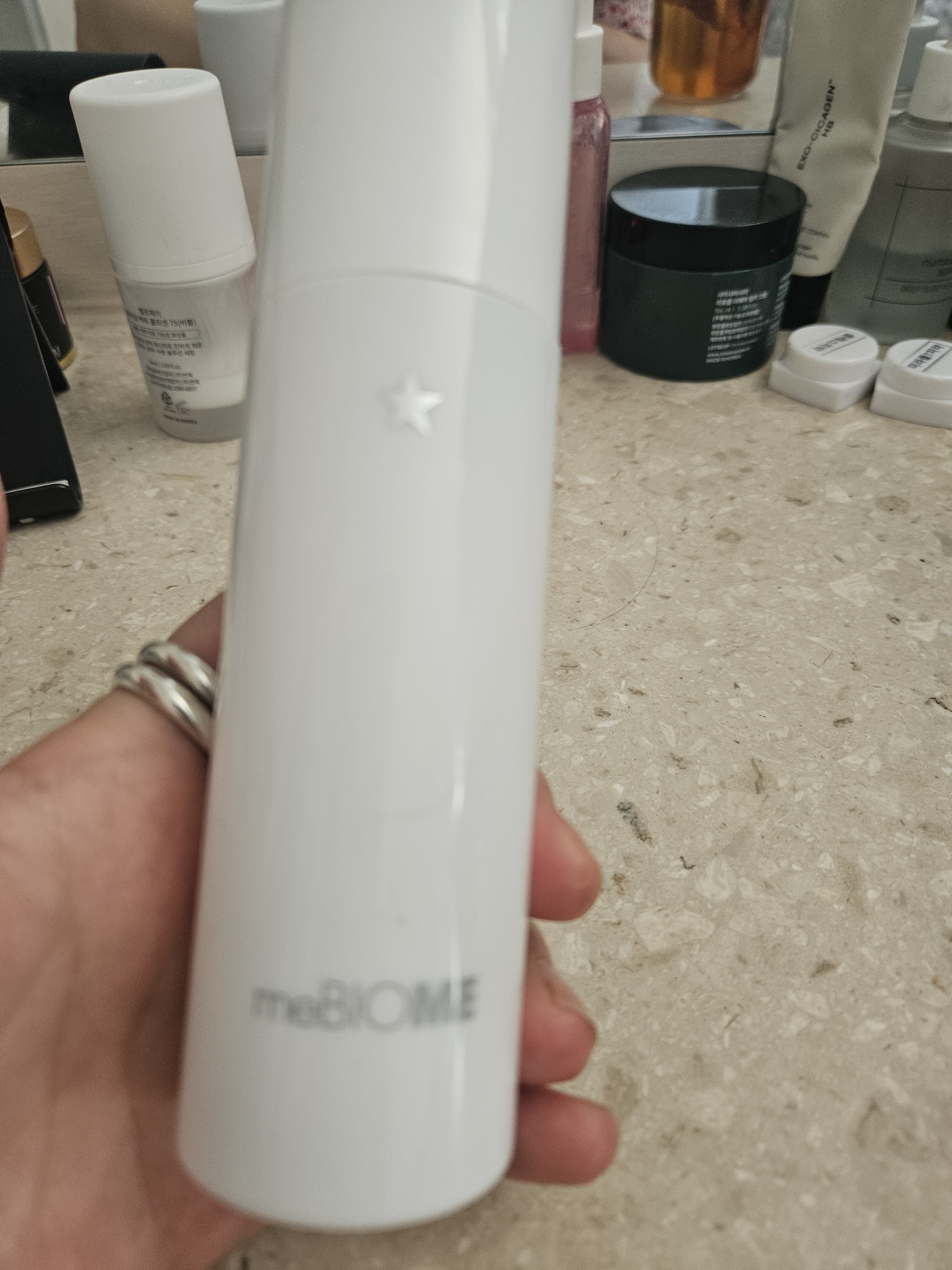 SmartStore review media