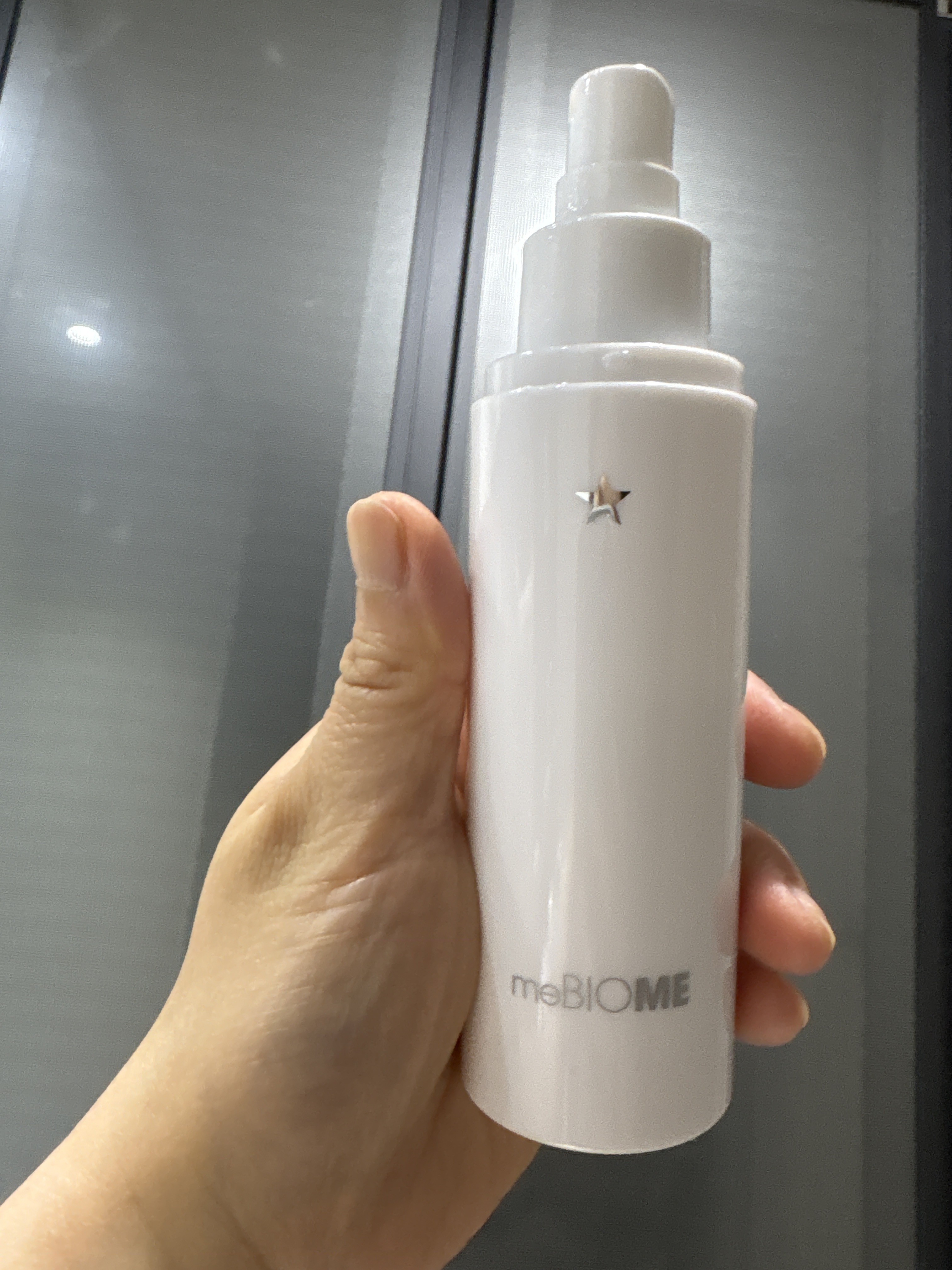 SmartStore review media