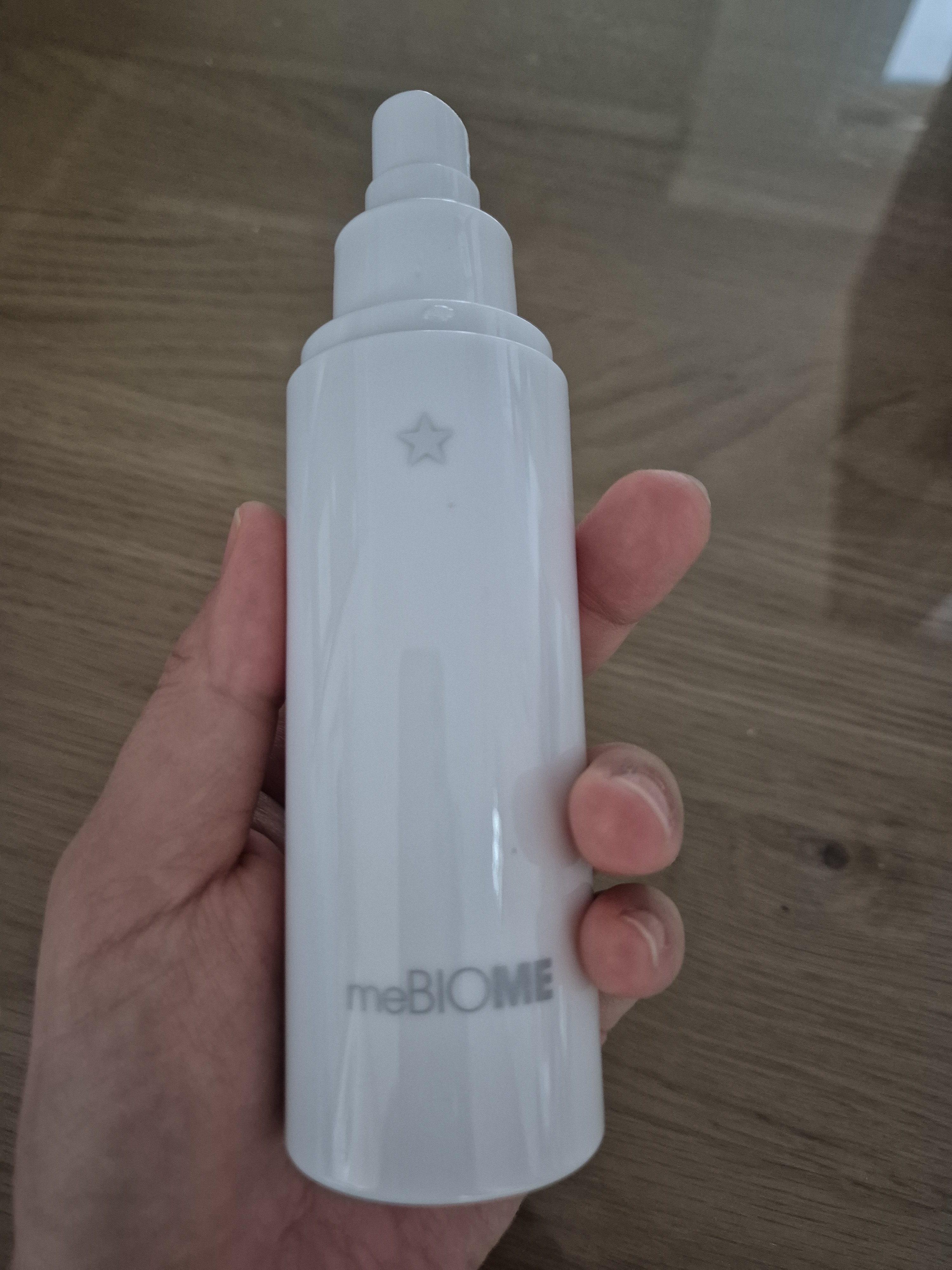 SmartStore review media
