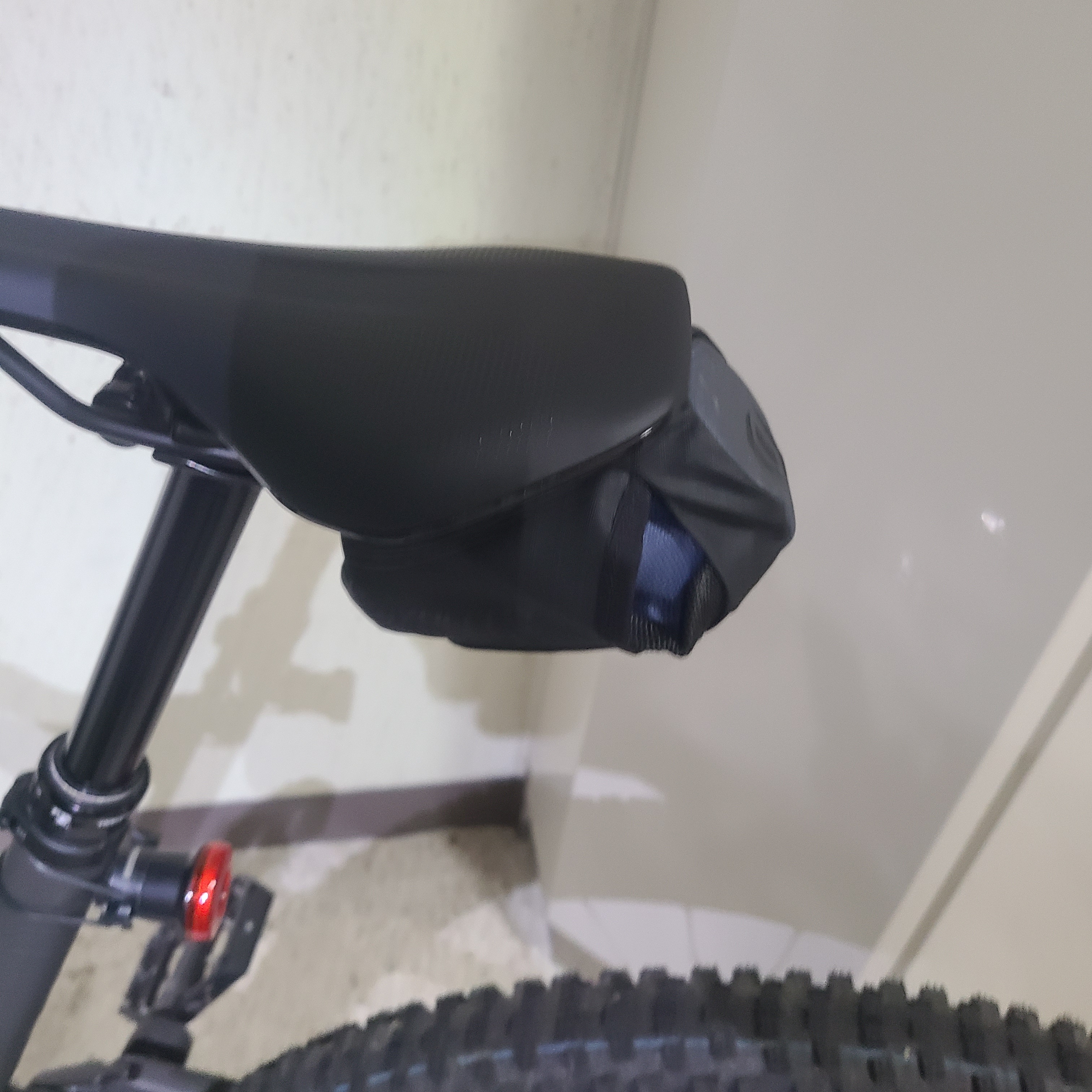 싱크로스 Speed Is Direct Mount 650ml 도구 안장 가방 3139683103