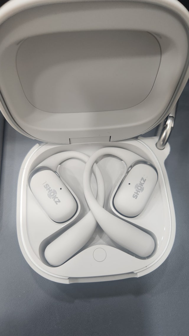 shokz20T921.jpg?type=w640