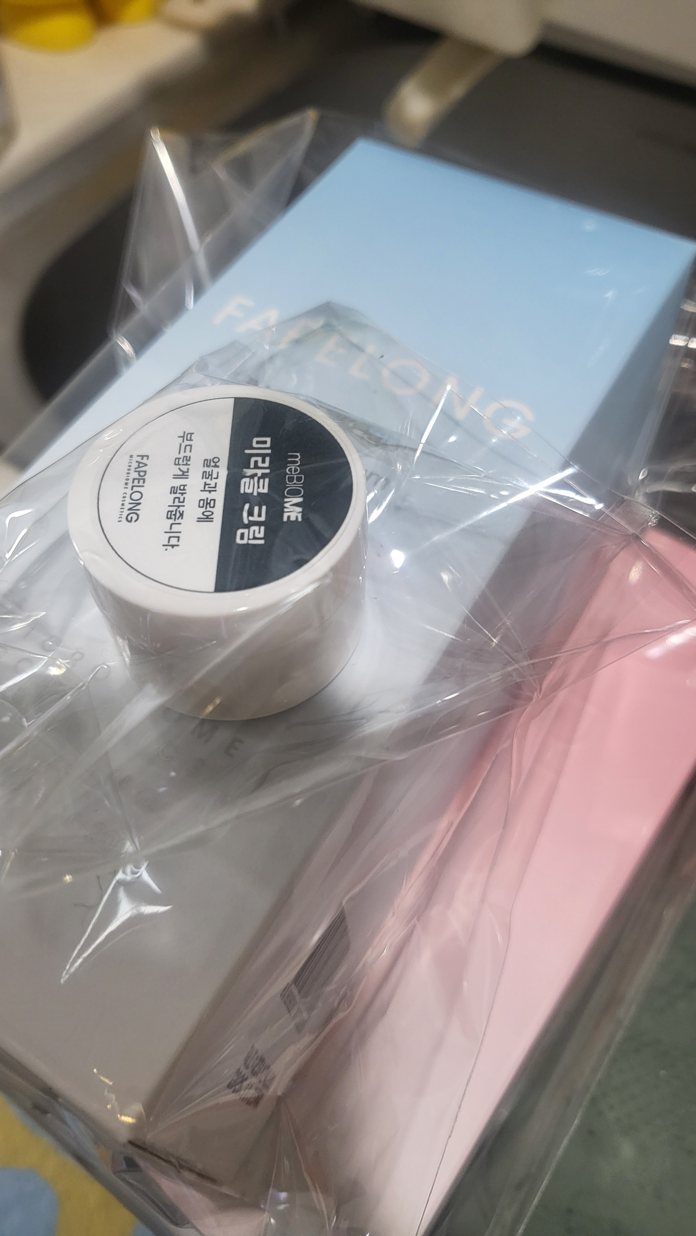 SmartStore review media
