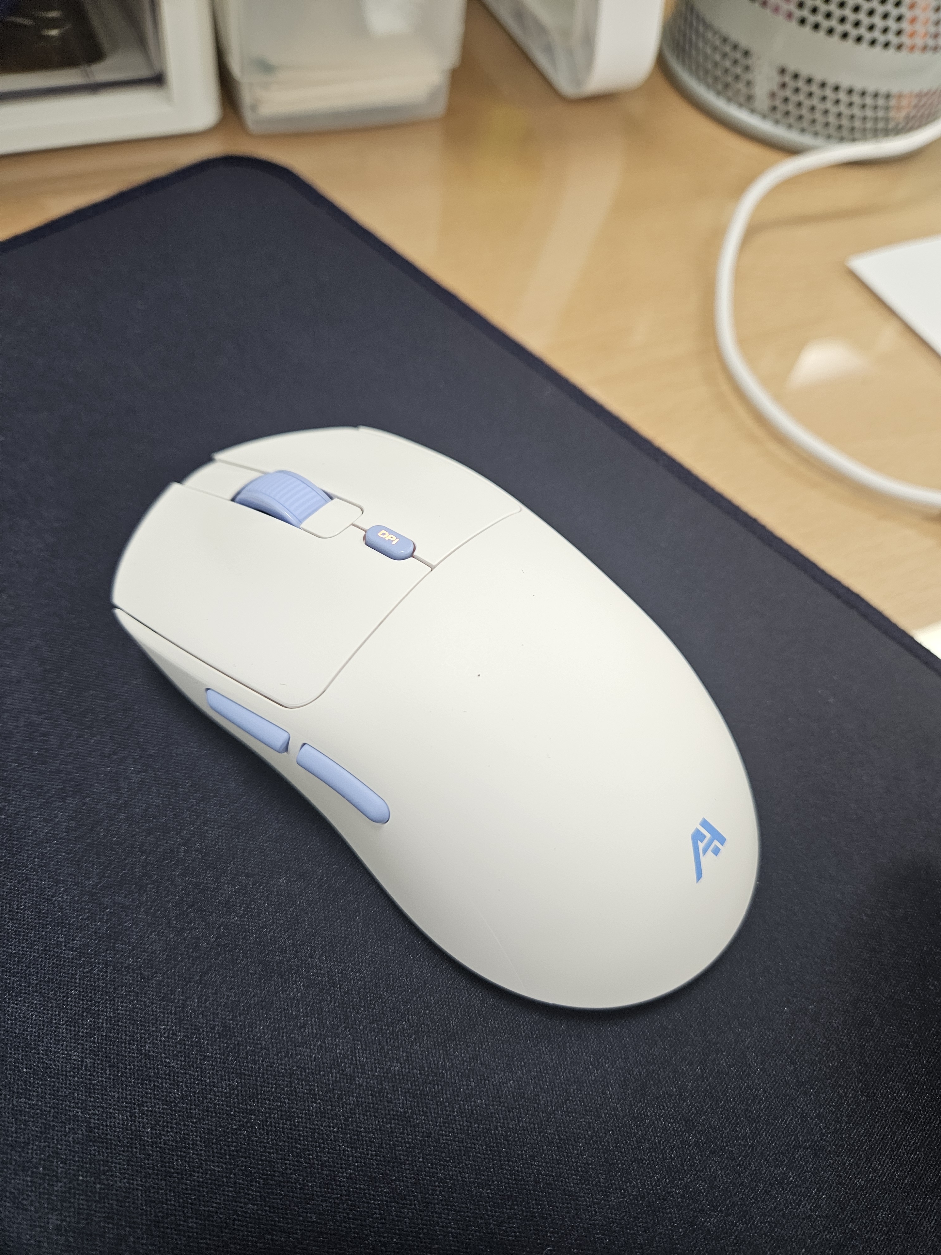 에이투 GM3 프로 초경량 유무선 게이밍 마우스 트리플모드 고감도 USB 컴퓨터 PC 노트북 GM3 PRO