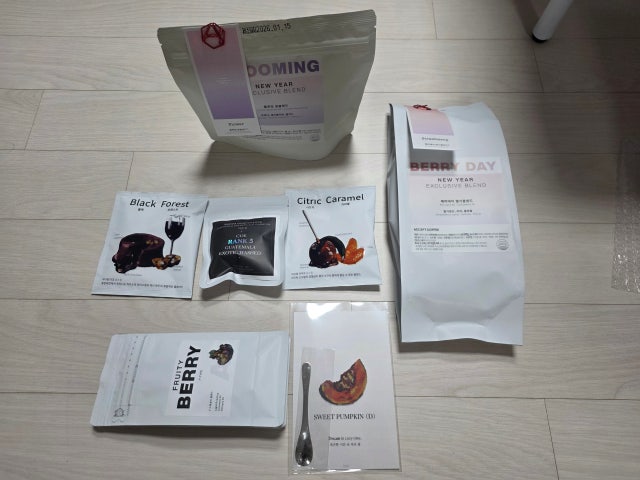 기분좋은 딸기향 입니다

우유에 타드시면 딸기...