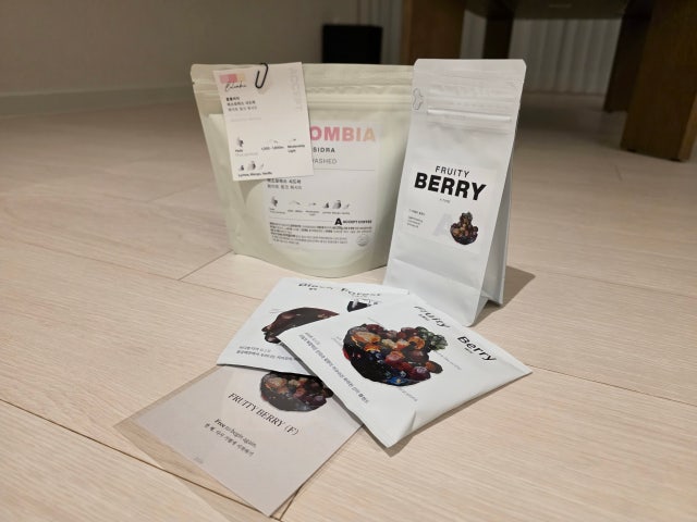 커피 맛도 좋은데 서비스까지...!!bb