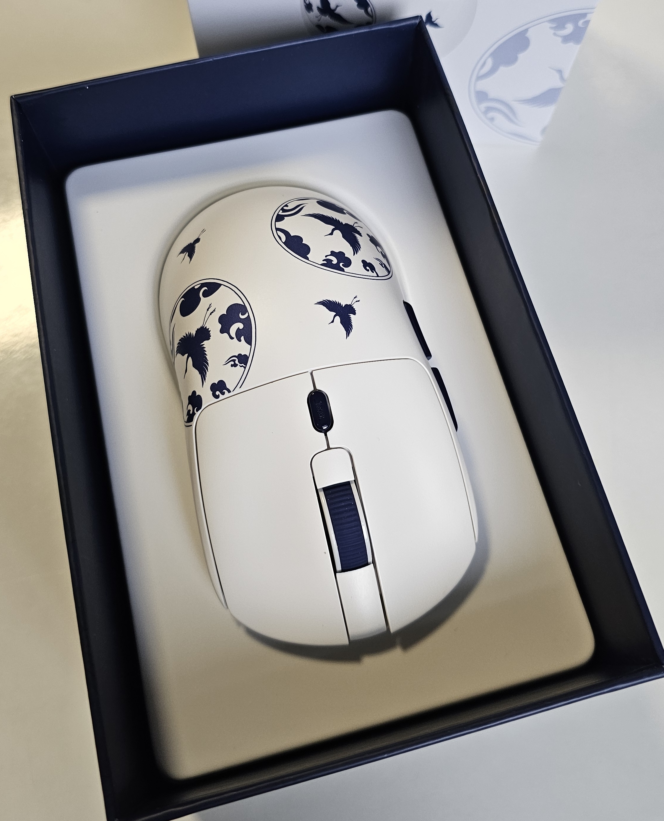 에이투 GM3 프로 고려청자 에디션 초경량 유선 블루투스 무선 게이밍 마우스 GM3 PRO TE1