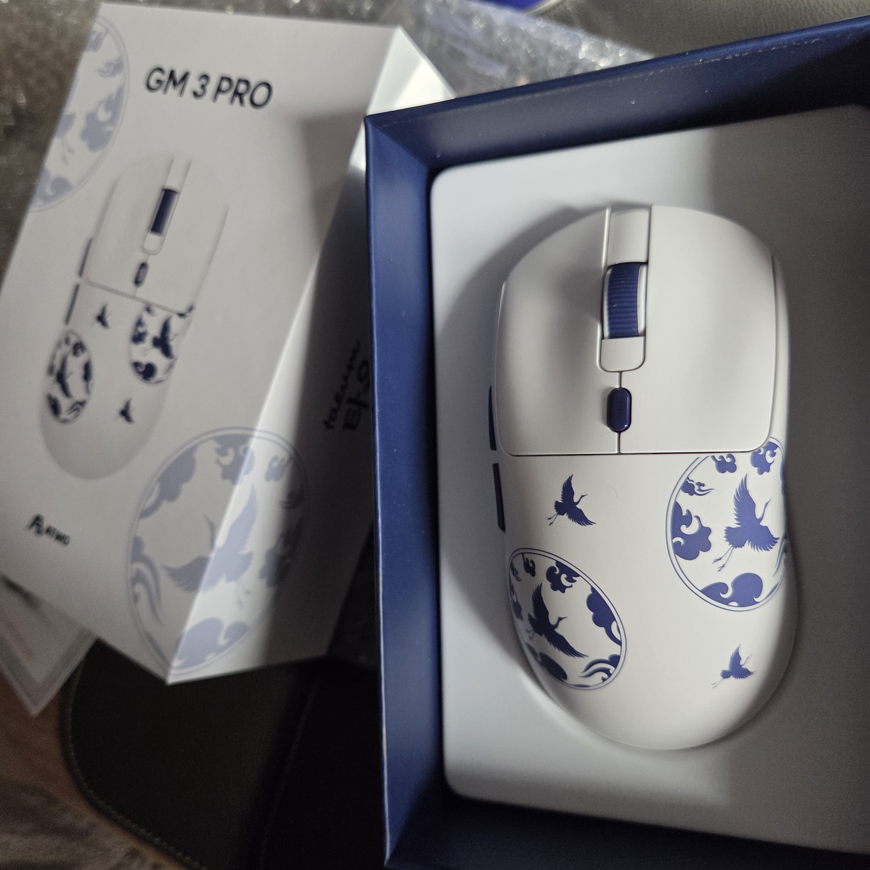 에이투 GM3 프로 고려청자 에디션 초경량 유선 블루투스 무선 게이밍 마우스 GM3 PRO TE1