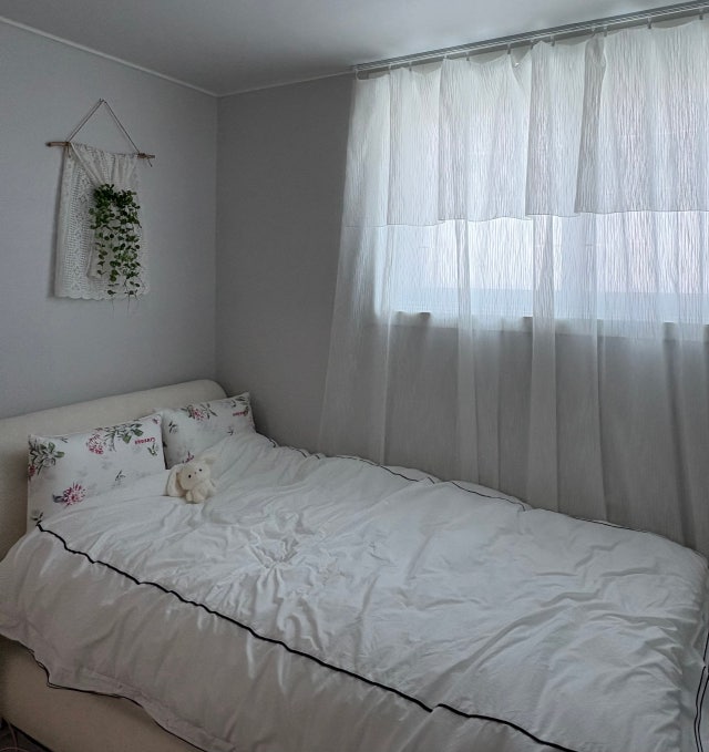 하늘하늘 가볍구 길이 조절이 되니 넘 좋아요 리뷰많은 이유가 ㅋㅋ