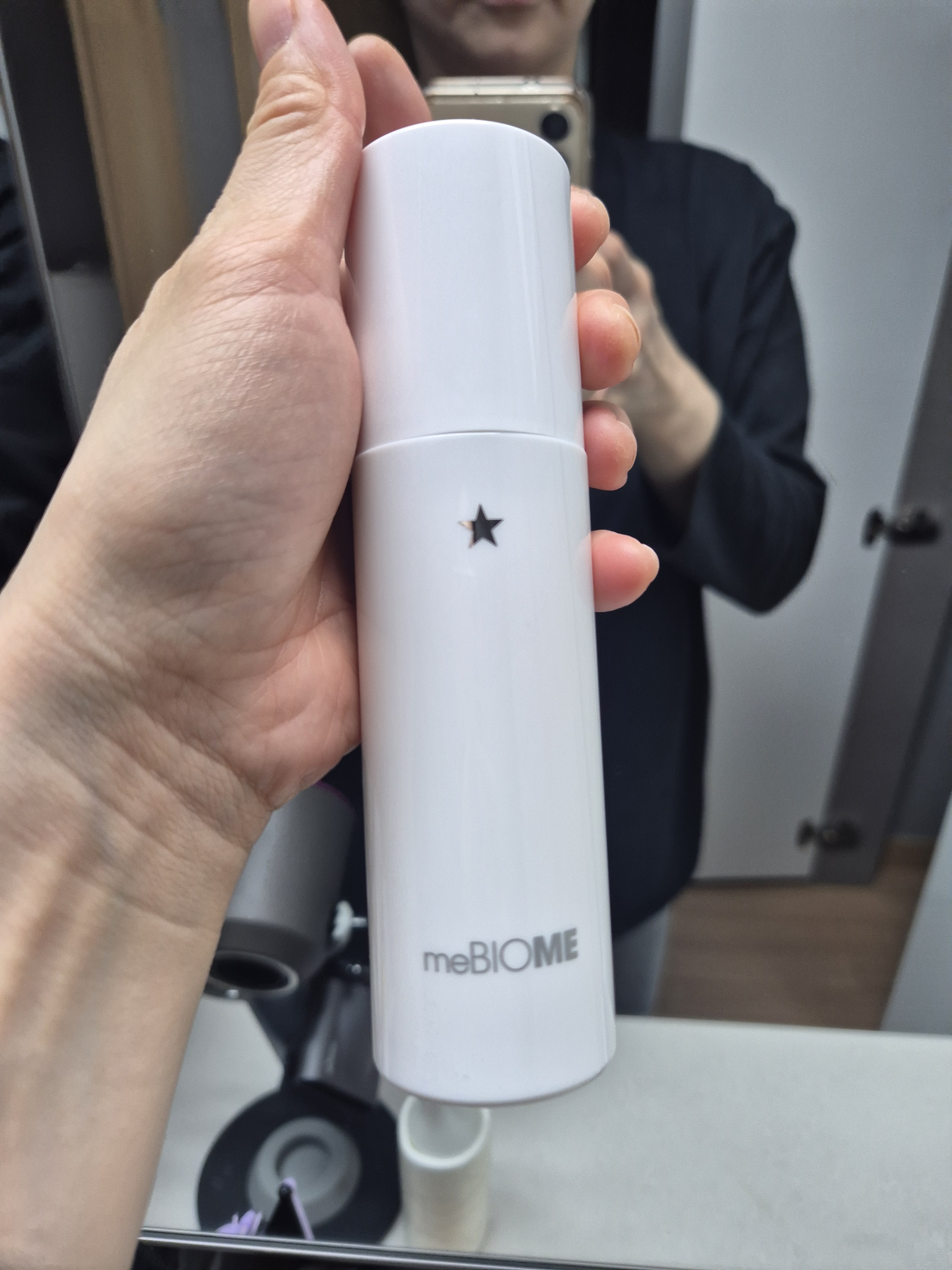 SmartStore review media