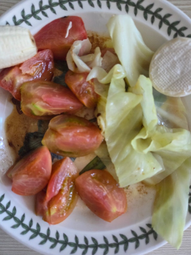 이번엔 짭짤이가 아닌 일반 토마토를 구매했는데도 짭짤이에 버금가는 맛을 가지고 …