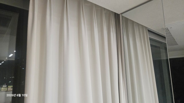 일반 커튼집에서 한거같은 고퀄이에요