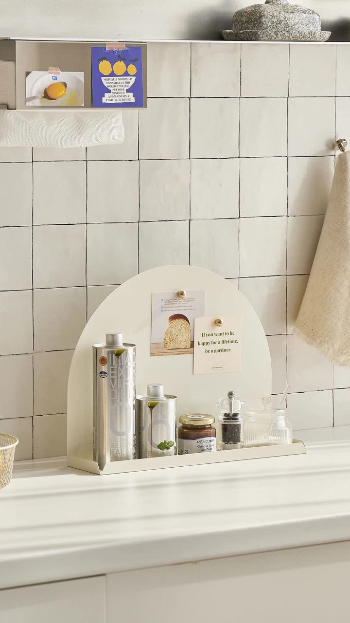 마그넷 선반 인테리어 예시