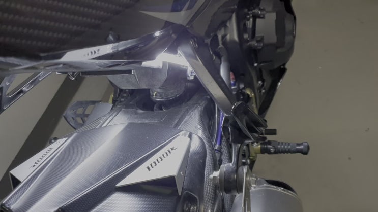  GSX-R1000R 2018 - 2WAY 리어 LED 대체작업