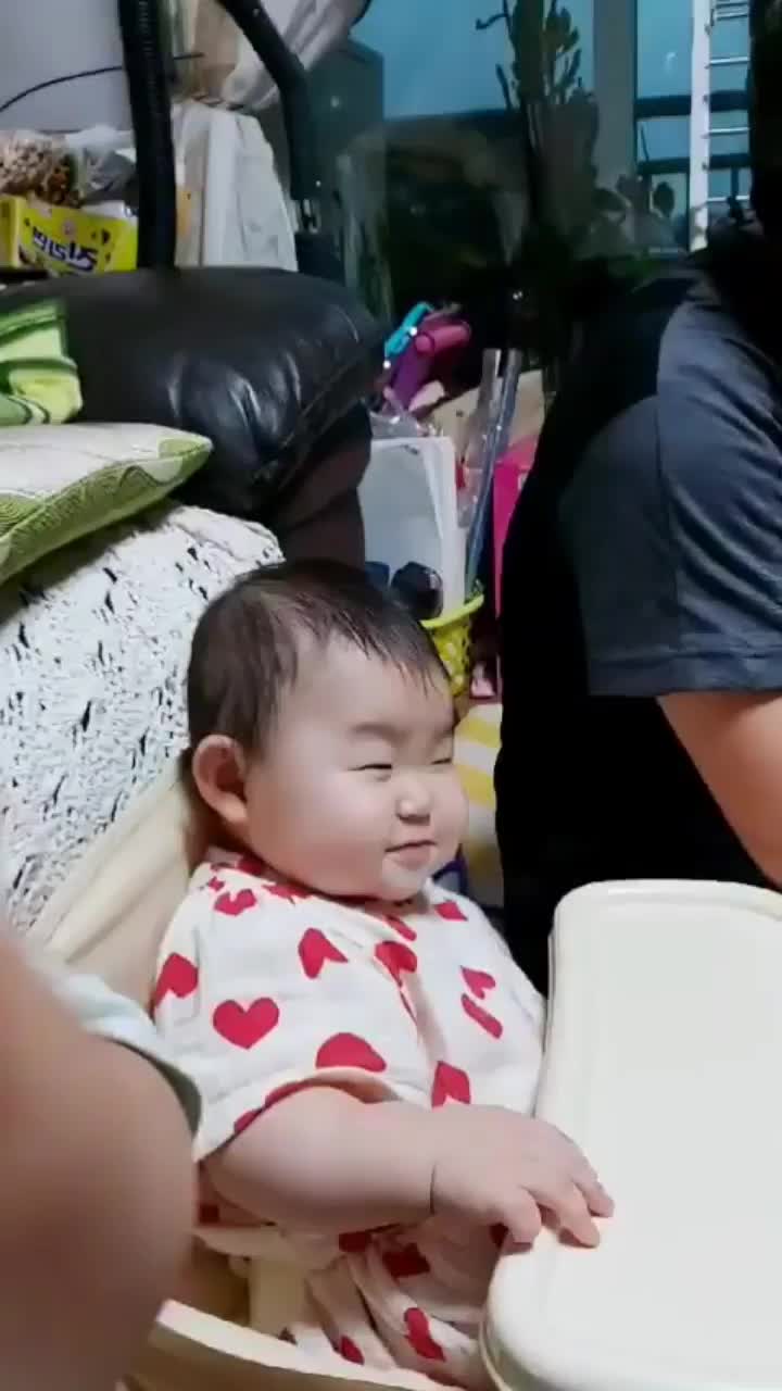  활짝 웃는 가은이!