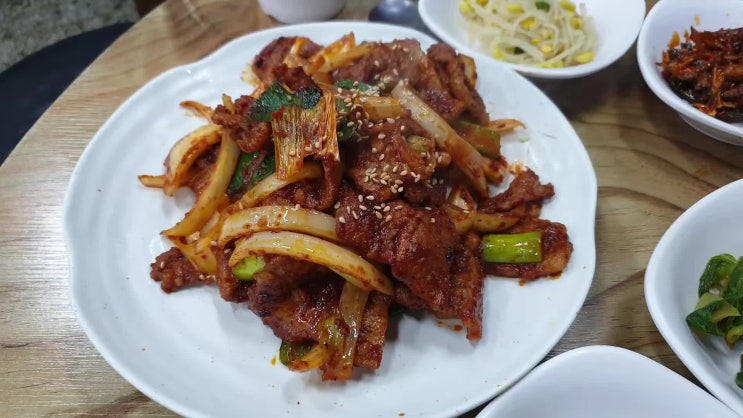  [문정동]하소미 생고기 마을, 식사 제육볶음 맛있다..