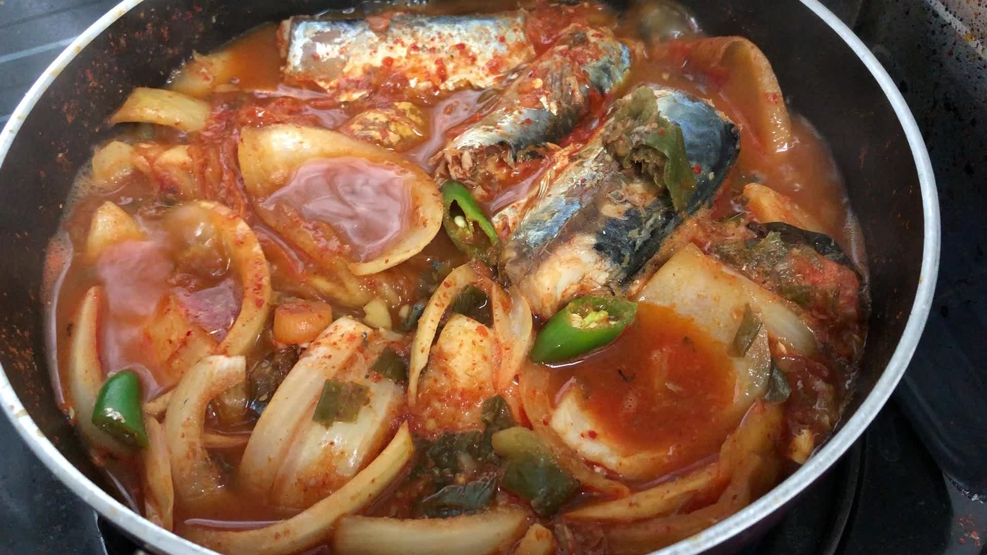 캔고등어 이용한 백종원 고등어김치찜 레시피 공유
