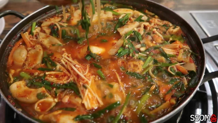  [대전 여행] 대전 곱창전골 식당 구들마루, 소제동 카페 베리도넛 (솔직 후기)