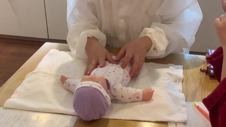  #아기마사지 / 다리마사지, 발마사지, 소화잘되는마사지