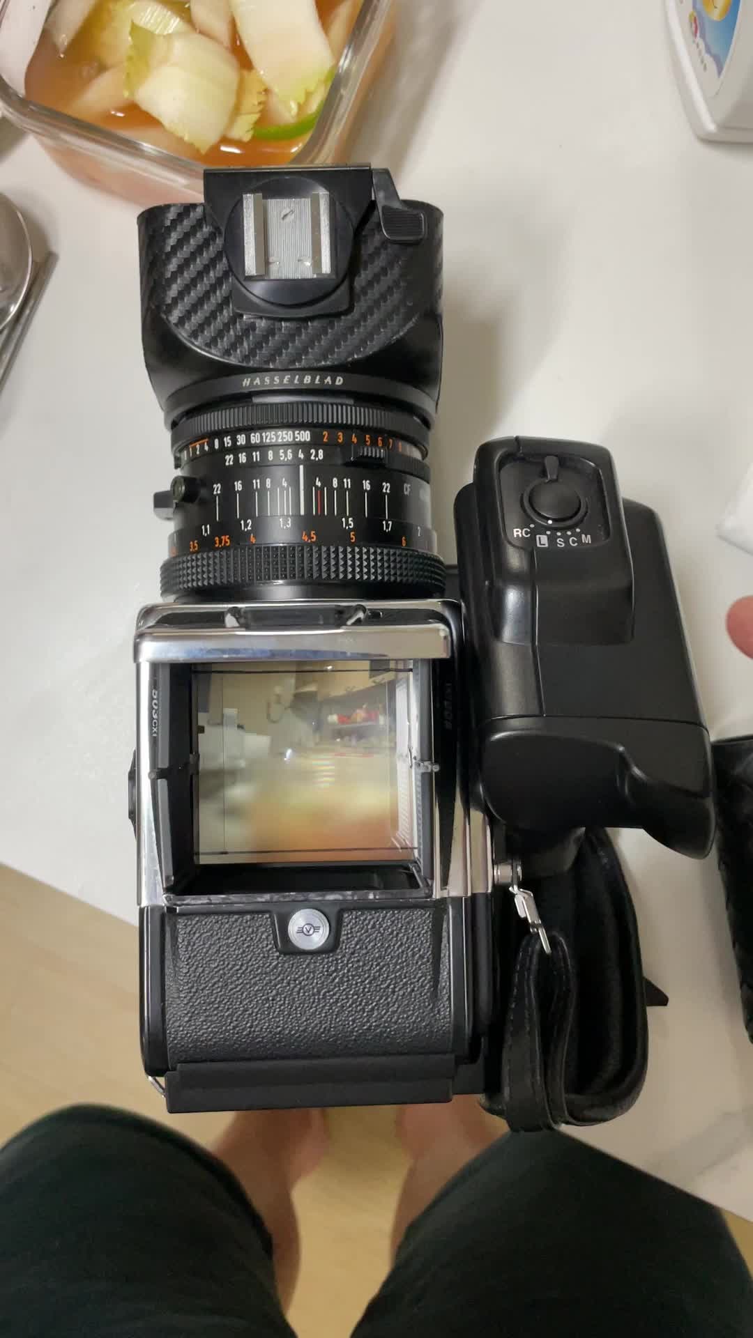핫셀블라드 503CW / 503cxi 겸용 전동 와인더 (정식명칭 : Hasselblad Winder CW) ; IR 리모컨까지 있다니....