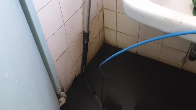  장기동 고양 싱크대뚫음 민락동 석수동 하수구막힘 뚫는 과정이에요