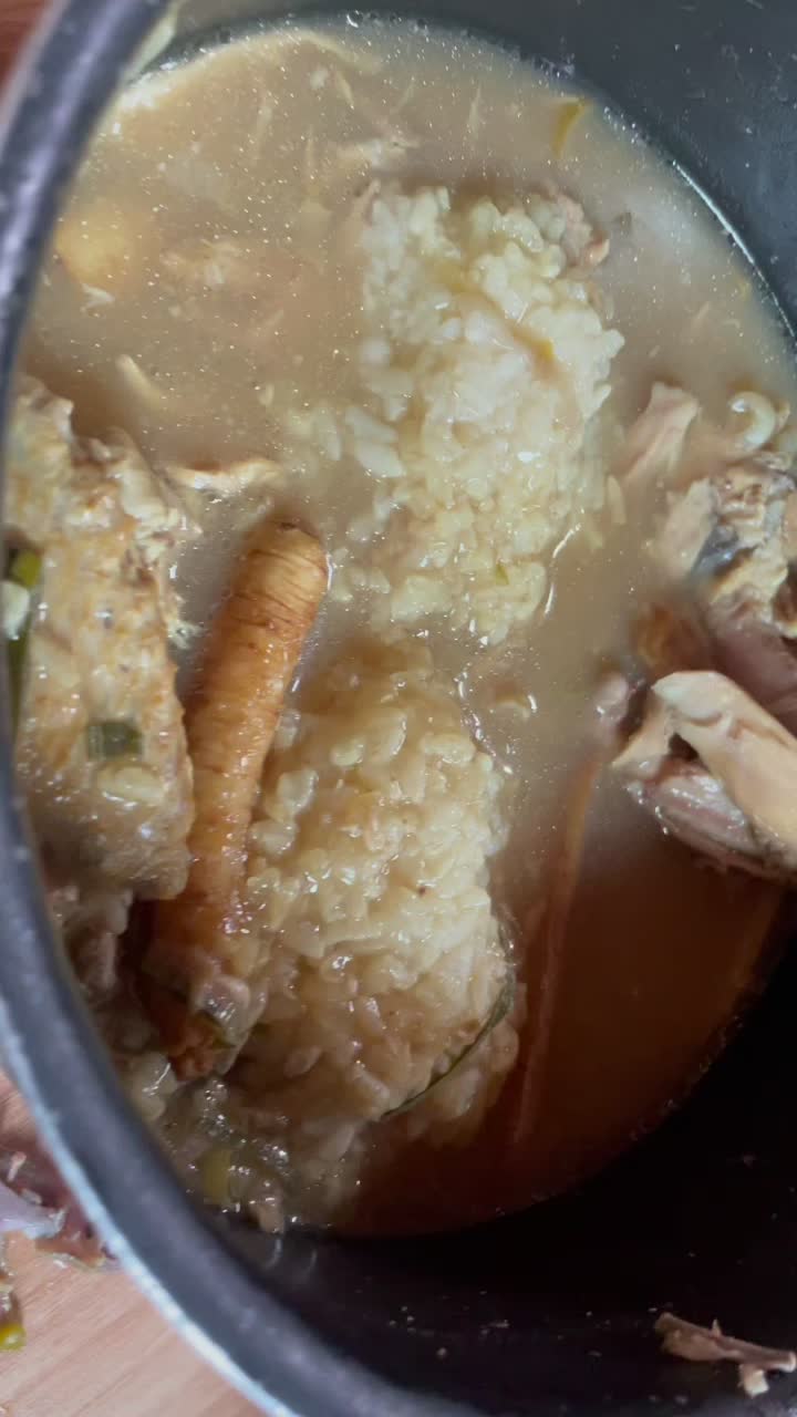  찐한~ 국물 옻닭 한사발 하세요