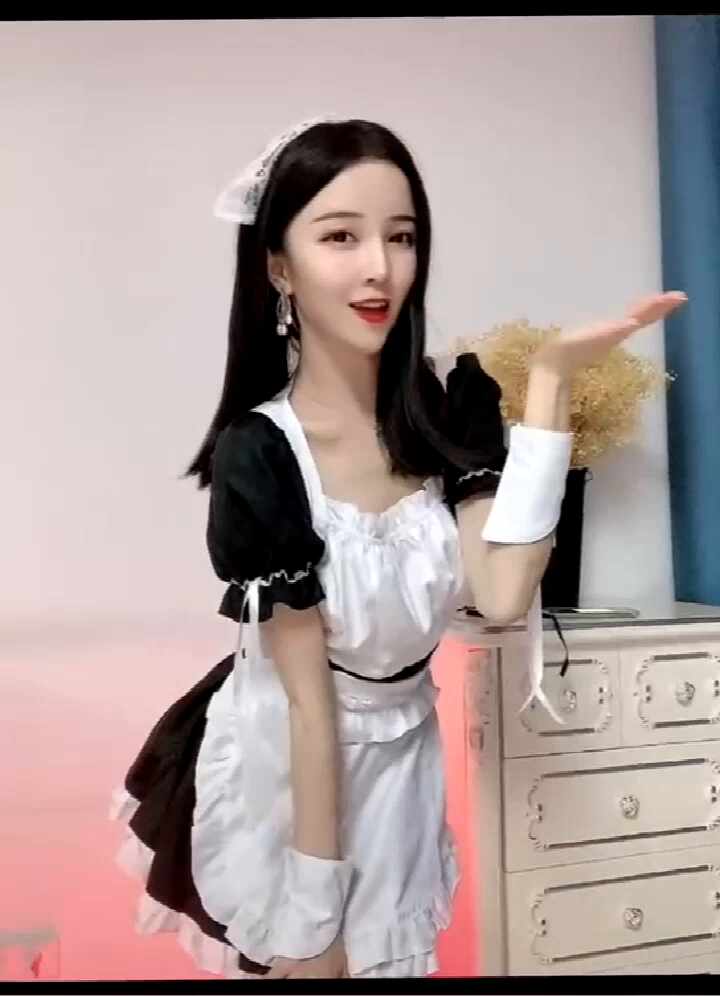  여캠 김지민 섹시 코스튬 하녀복 몸매 방송