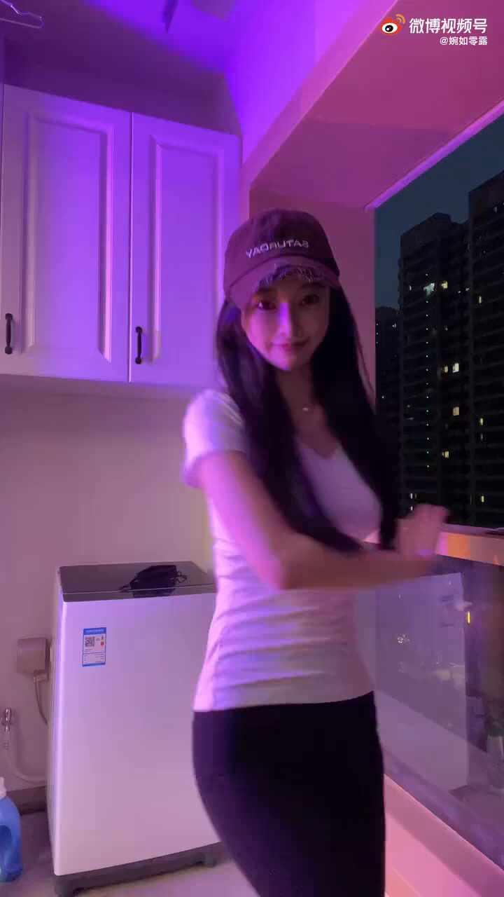  인기bj 섹시한 댄스 은꼴주의